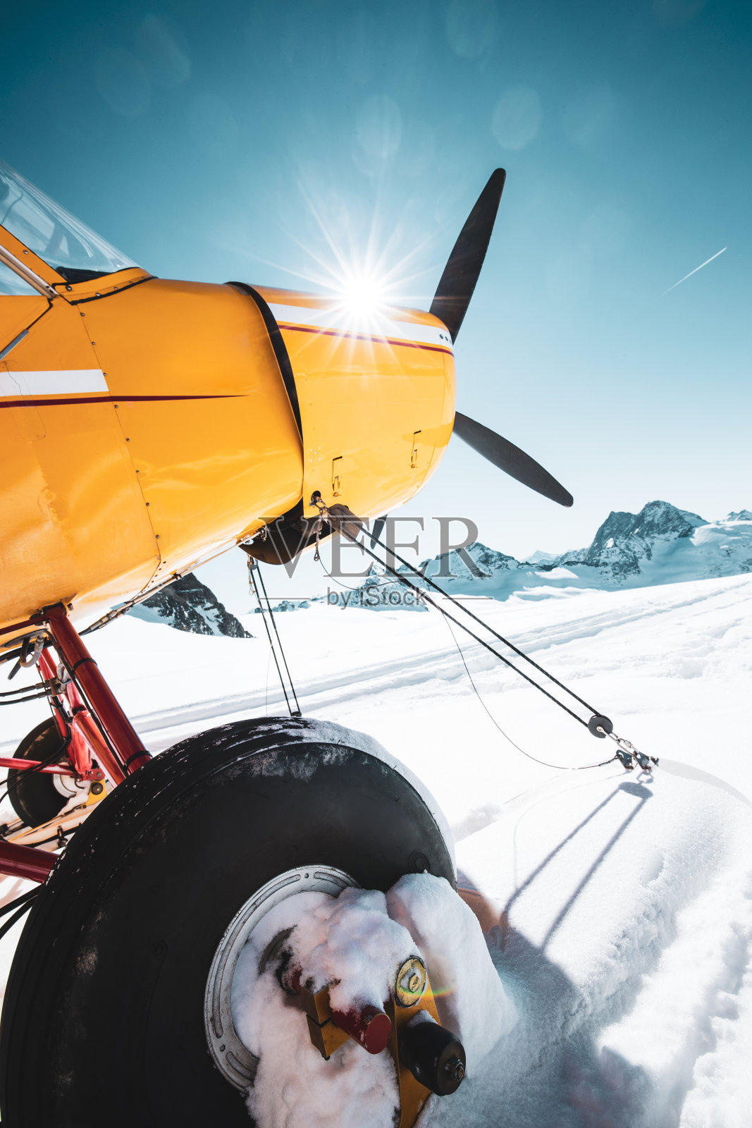 滑雪的飞机照片摄影图片
