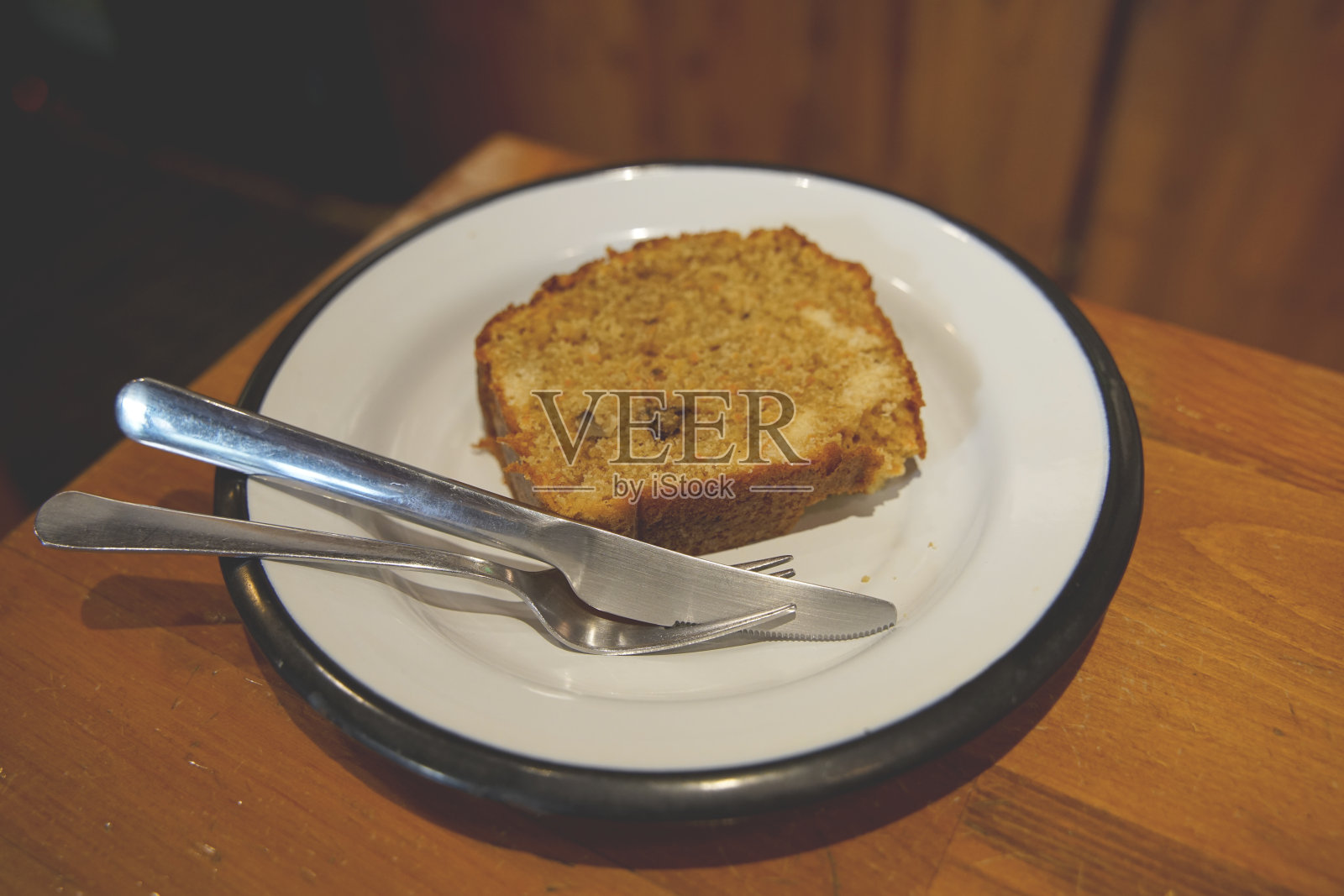 切成薄片的蛋糕在板库存照片照片摄影图片