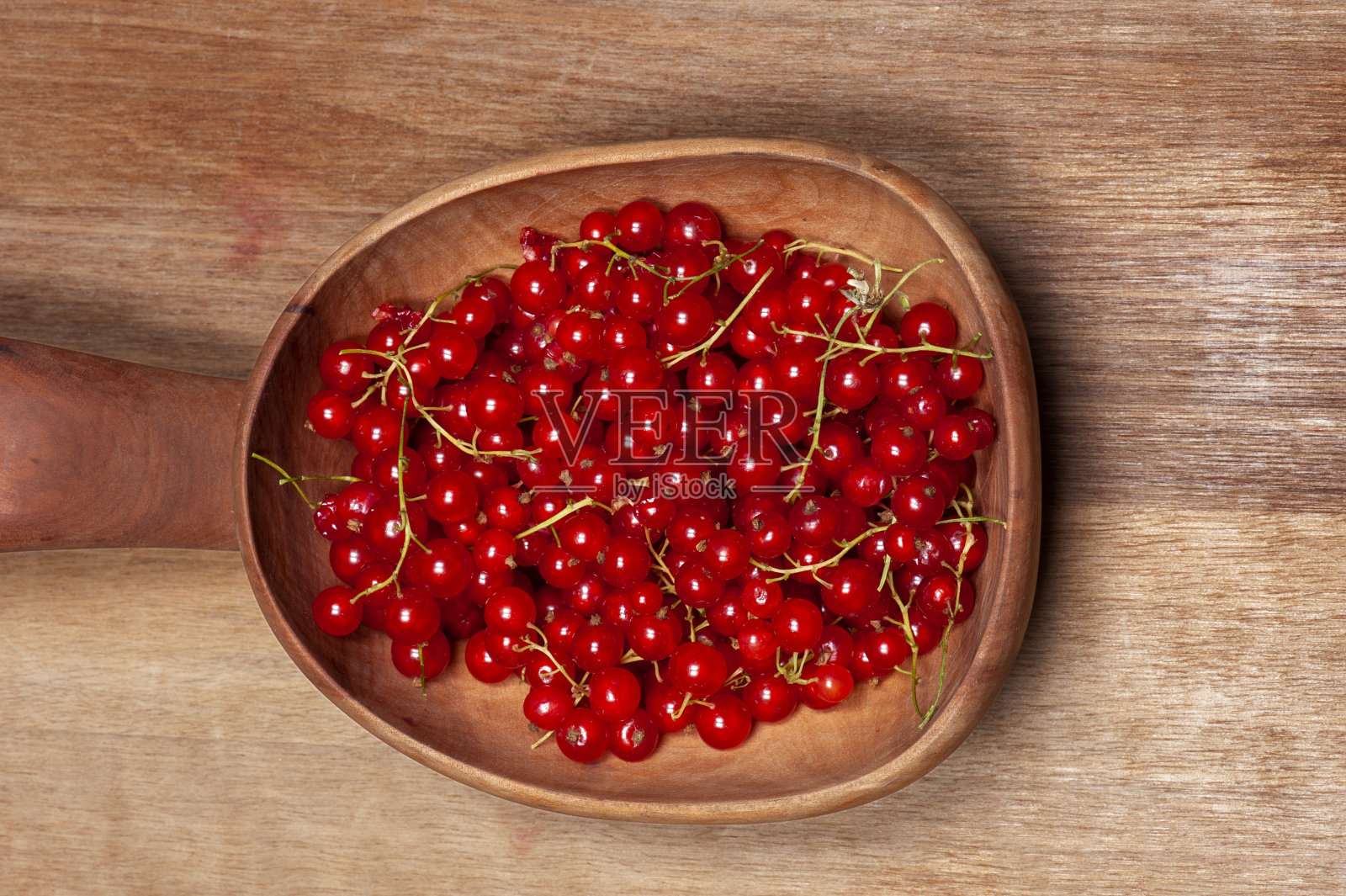 一碗红醋栗照片摄影图片