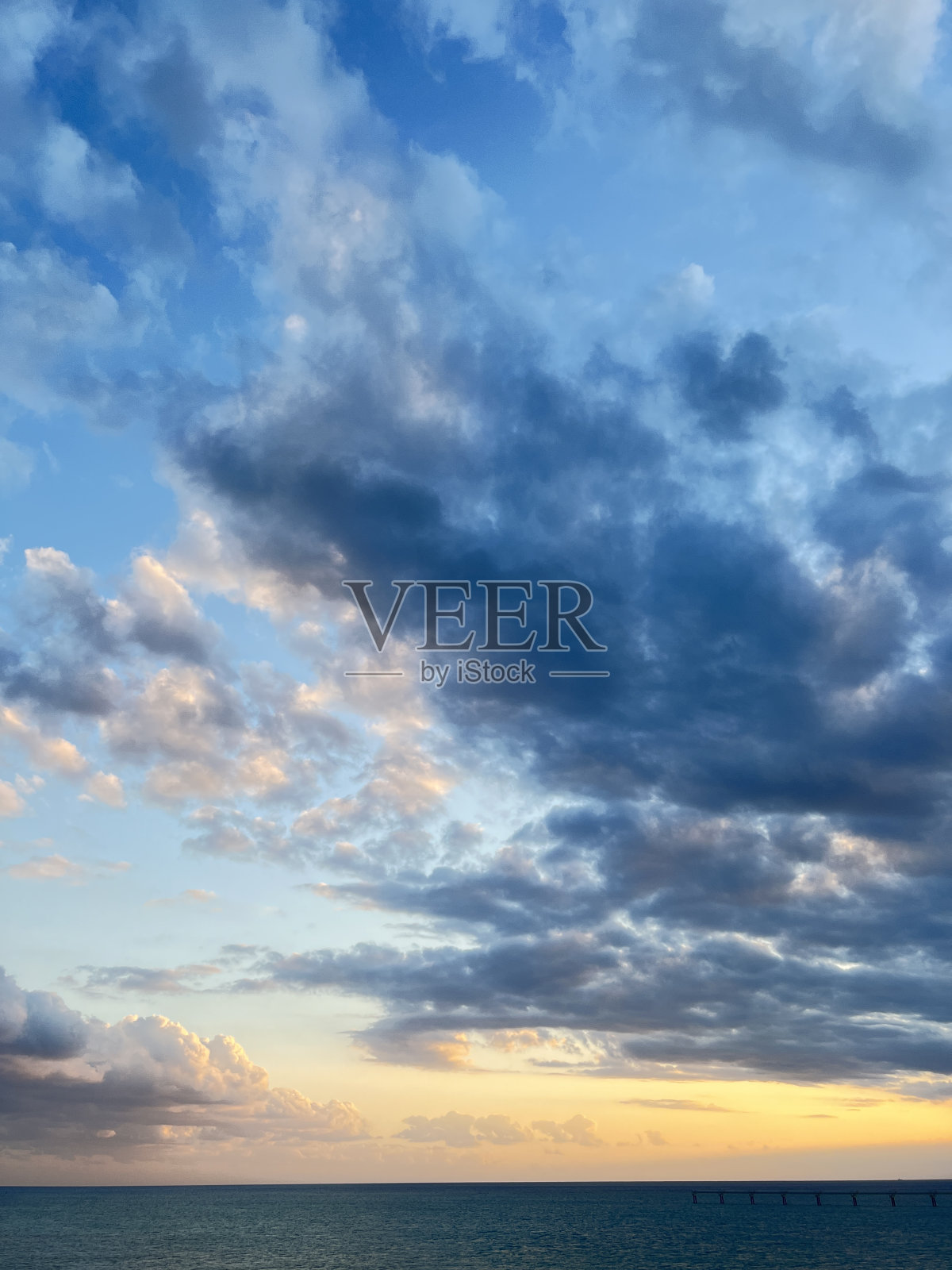 冲绳岛富久岛的夜景照片摄影图片