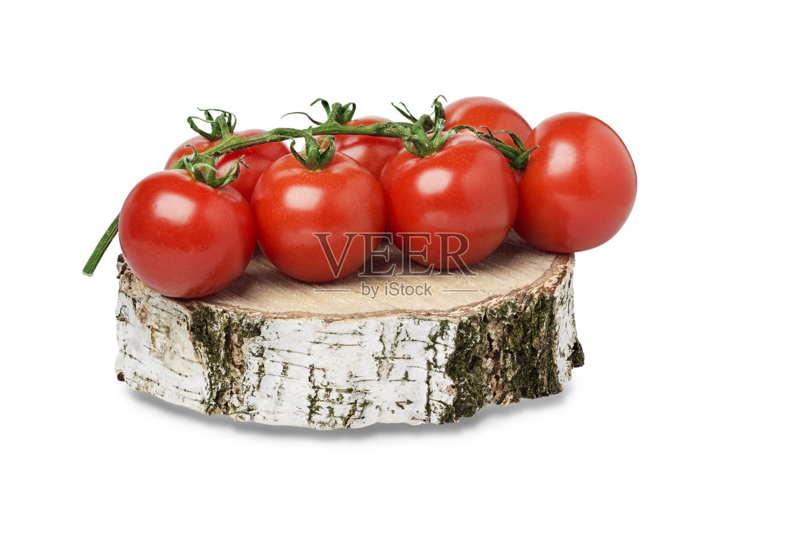 红番茄枝在木板上照片摄影图片