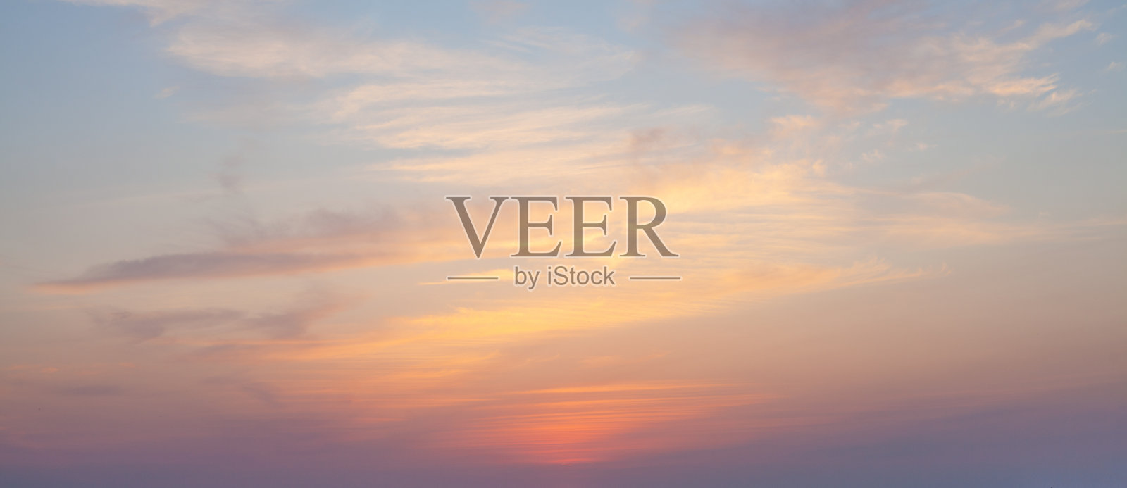 自然美。绚丽的晚霞照片摄影图片