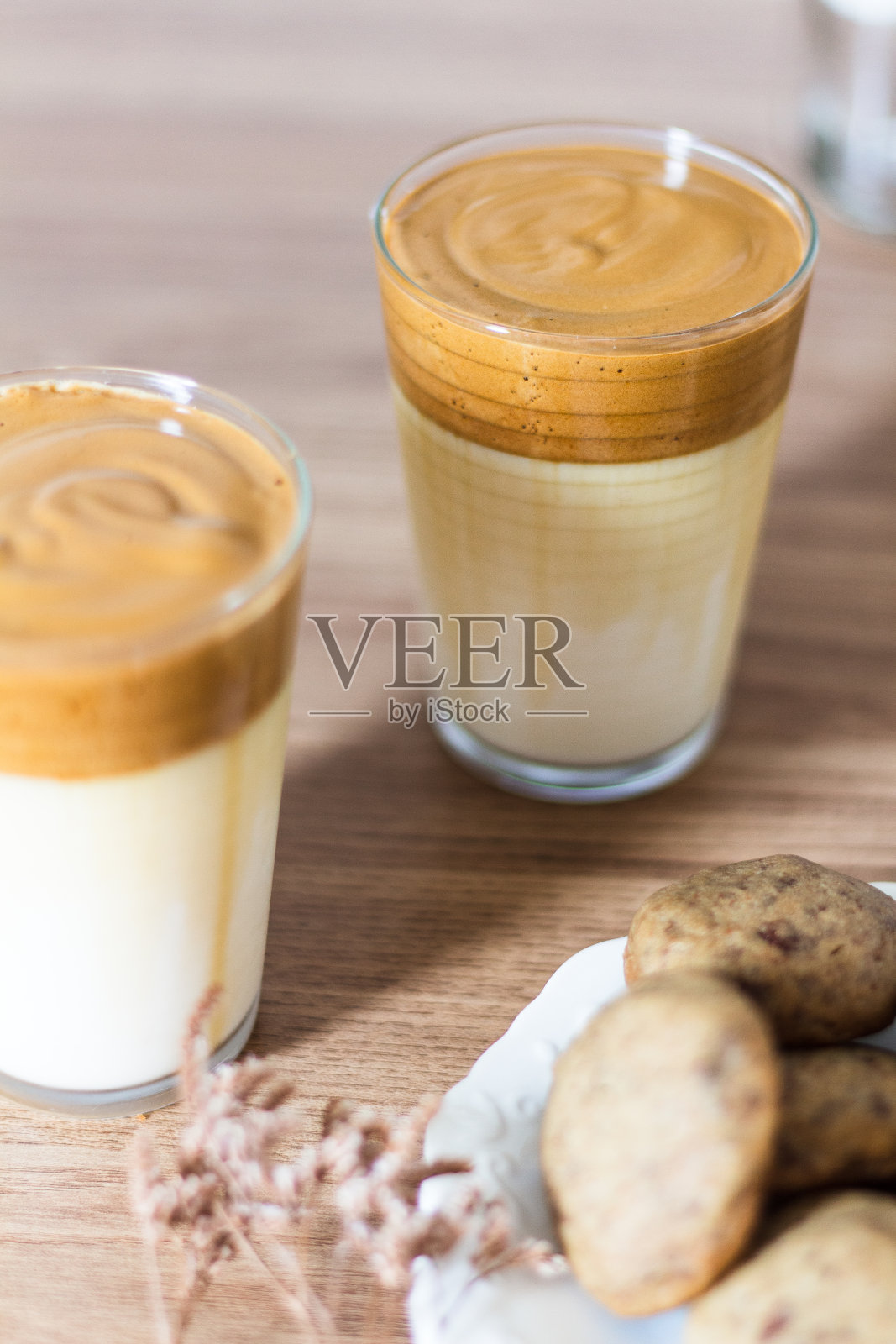 温馨的早餐照片摄影图片