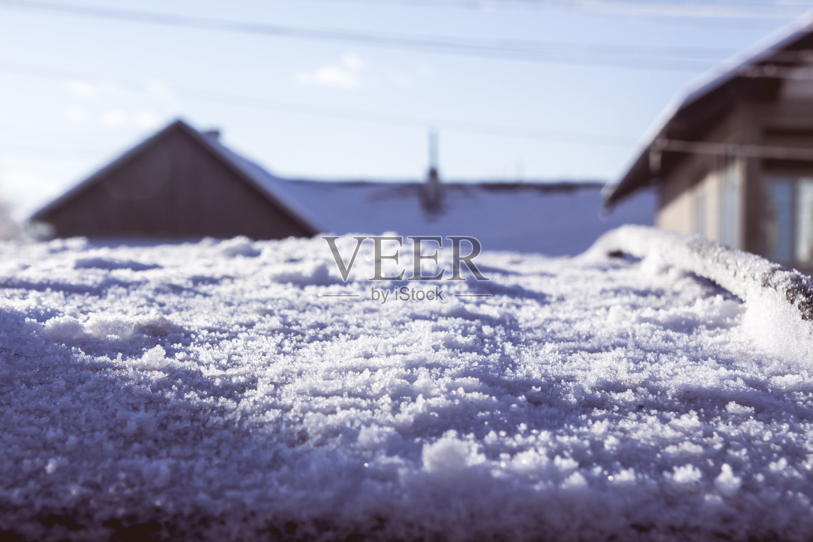 汽车屋顶上的冰的特写照片摄影图片