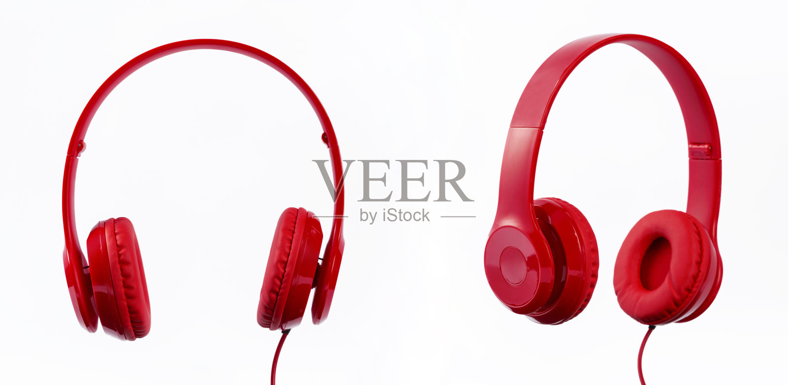 白色背景的红色耳机照片摄影图片