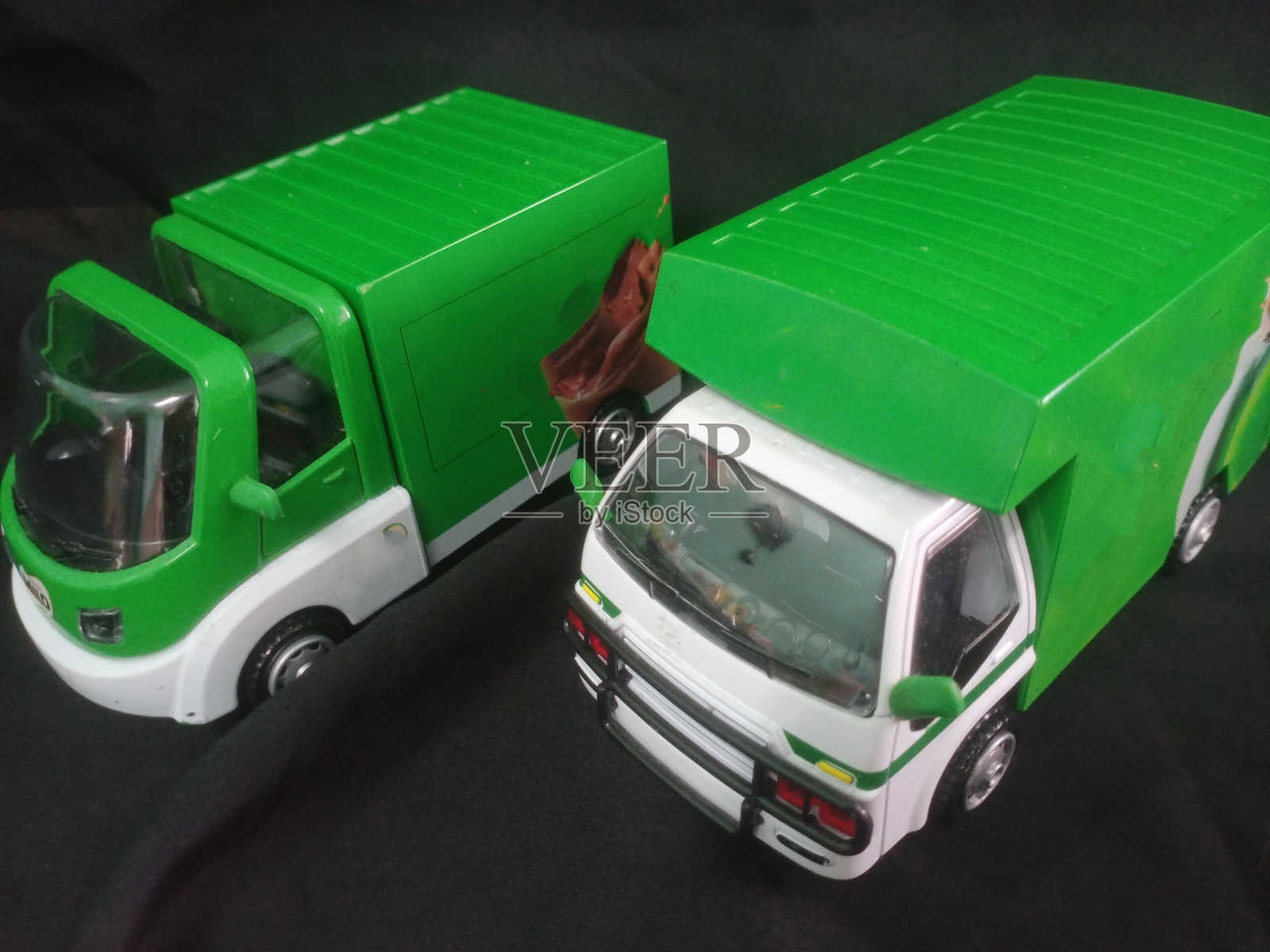 孩子的玩具卡车照片摄影图片