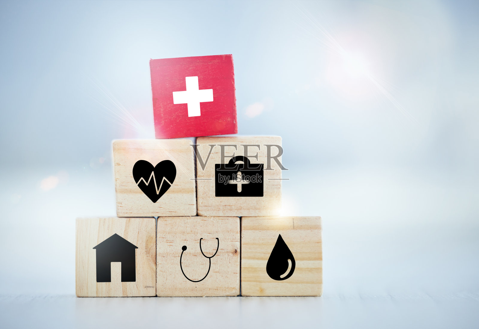 木块与保险相关的符号拍摄照片摄影图片