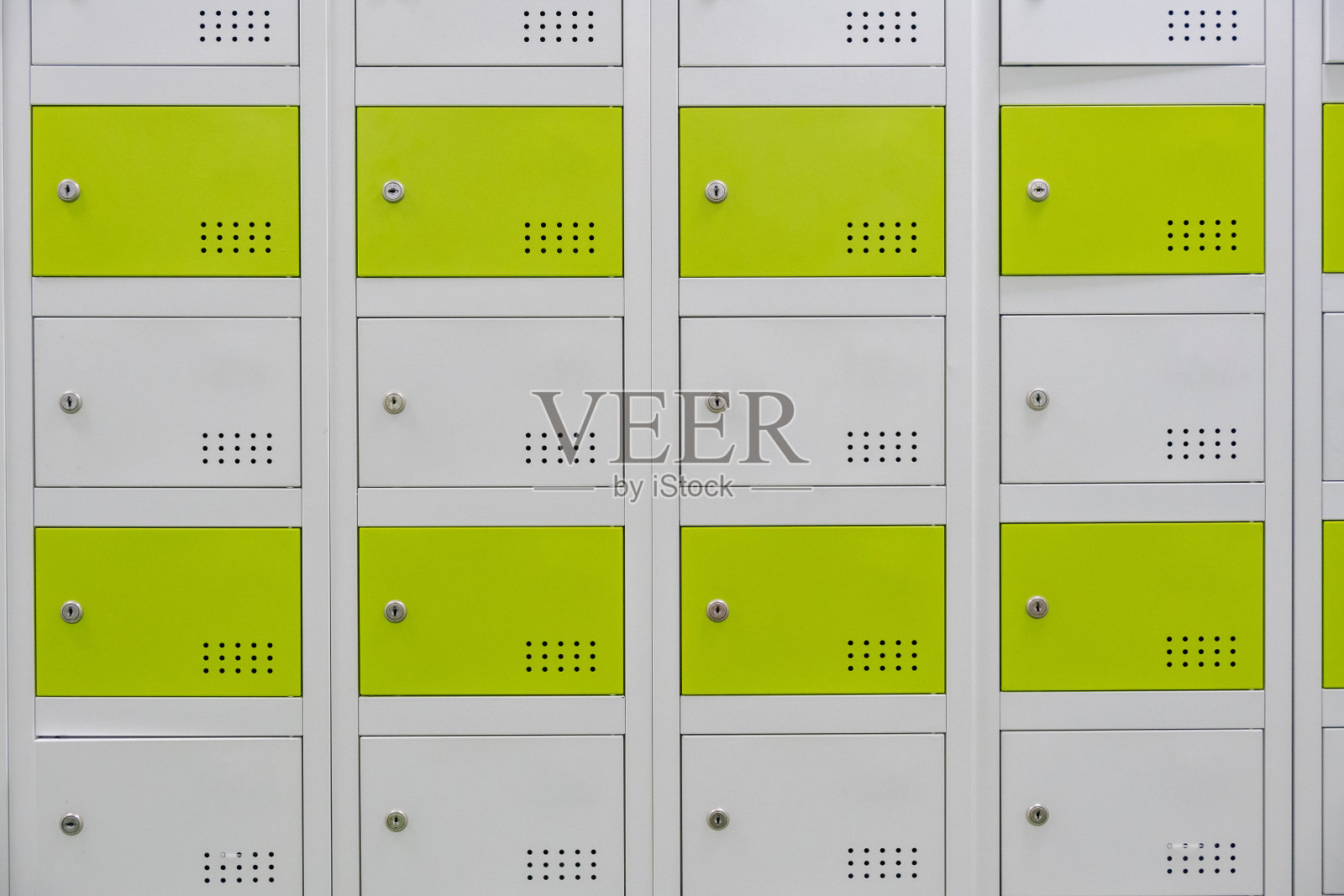 工厂里工人的储物柜。照片摄影图片