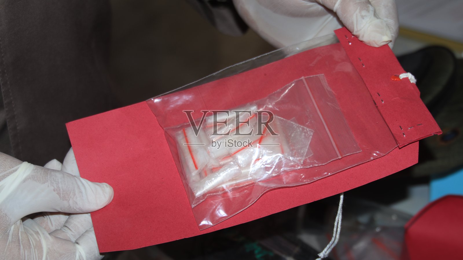 毒品犯罪证据，甲基苯丙胺的种类照片摄影图片