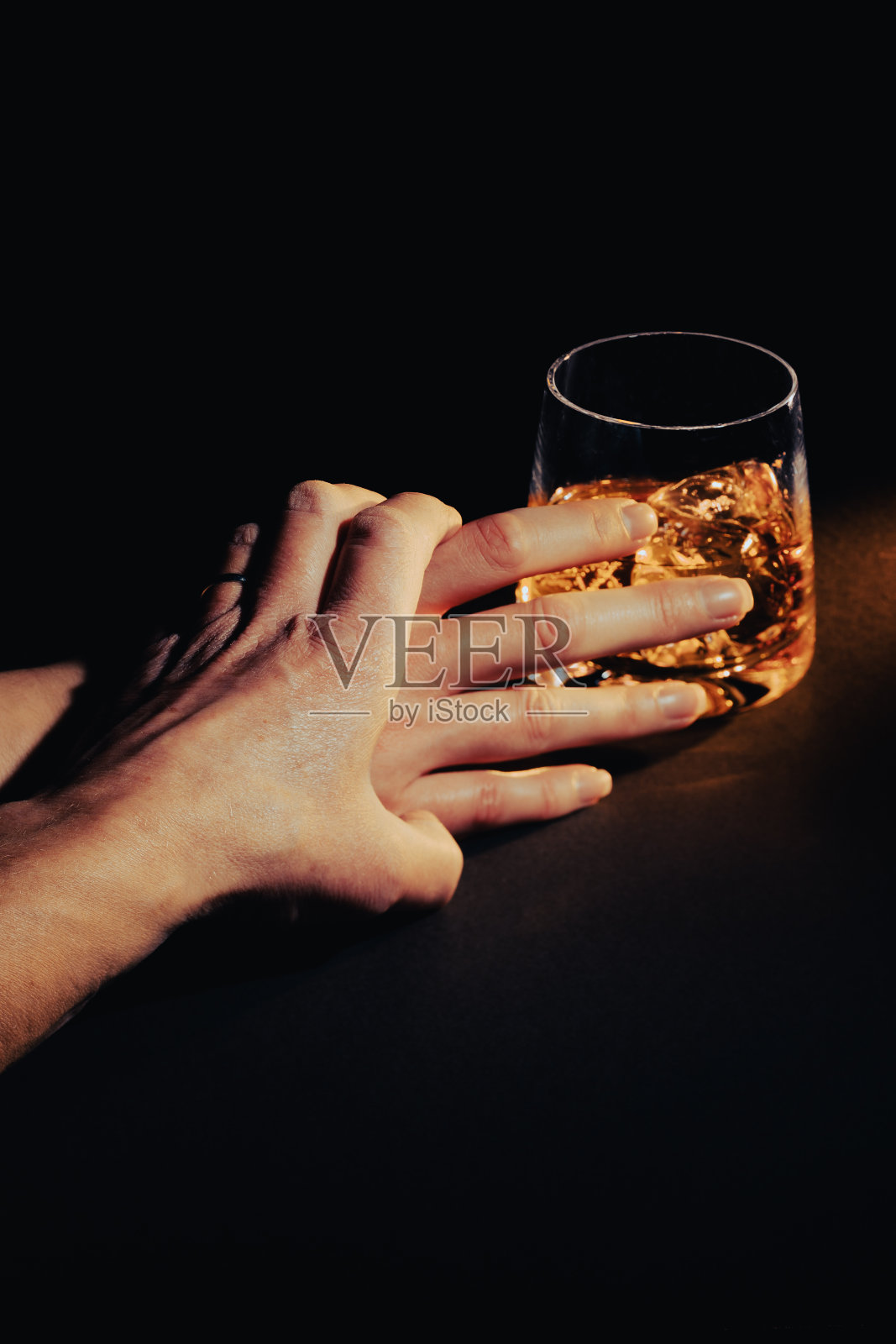 多余的一个照片摄影图片