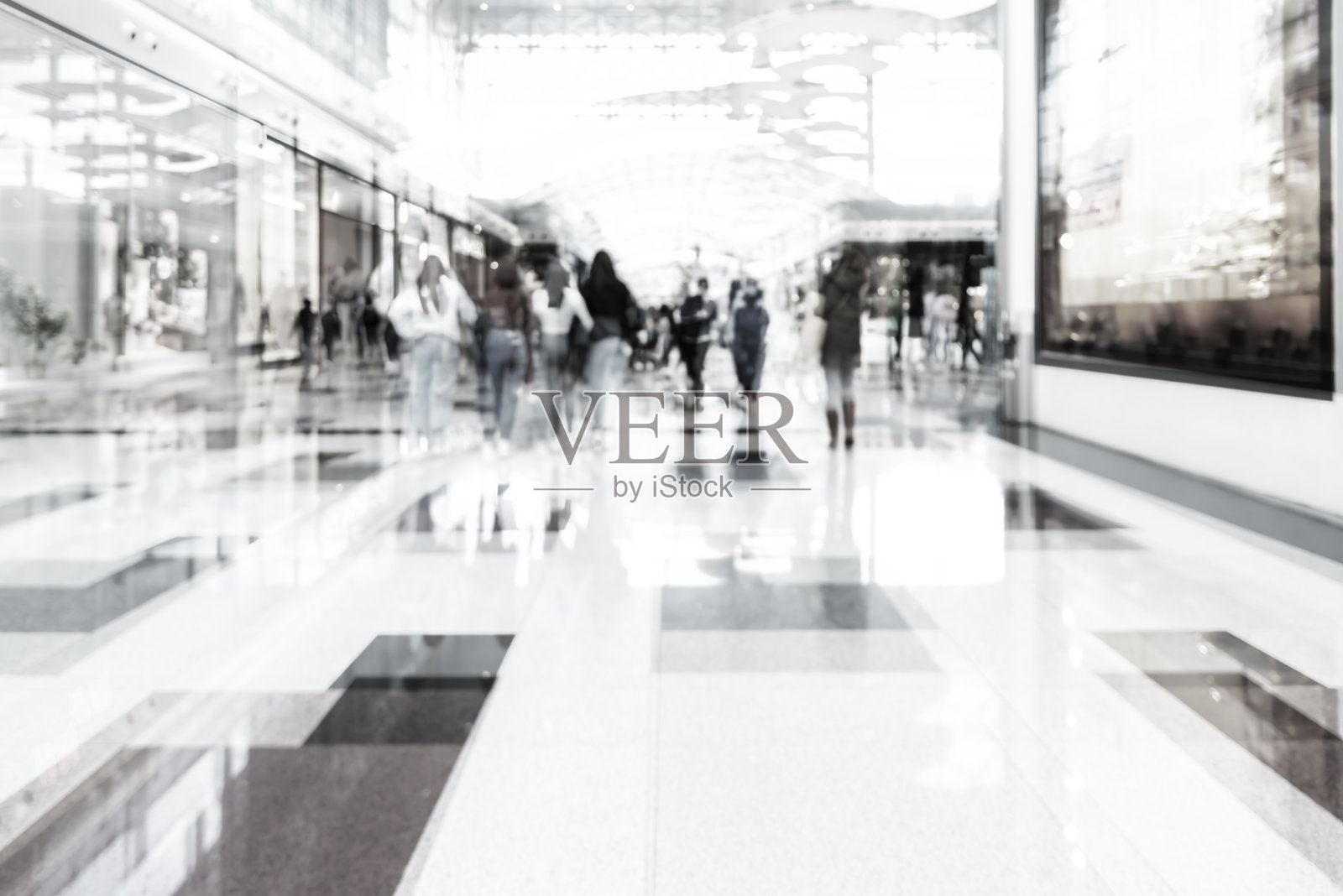 购物中心里的人的运动模糊照片摄影图片