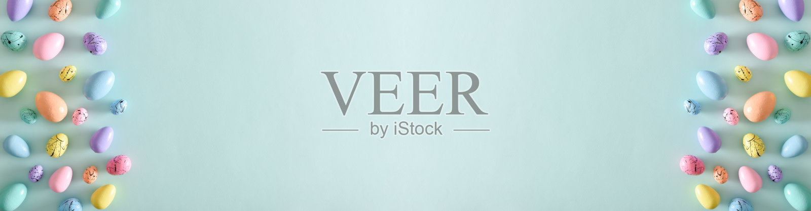 复活节的长条旗。复活节明信片，上面有床上的彩蛋，还有一份文本的副本。节日的背景照片摄影图片