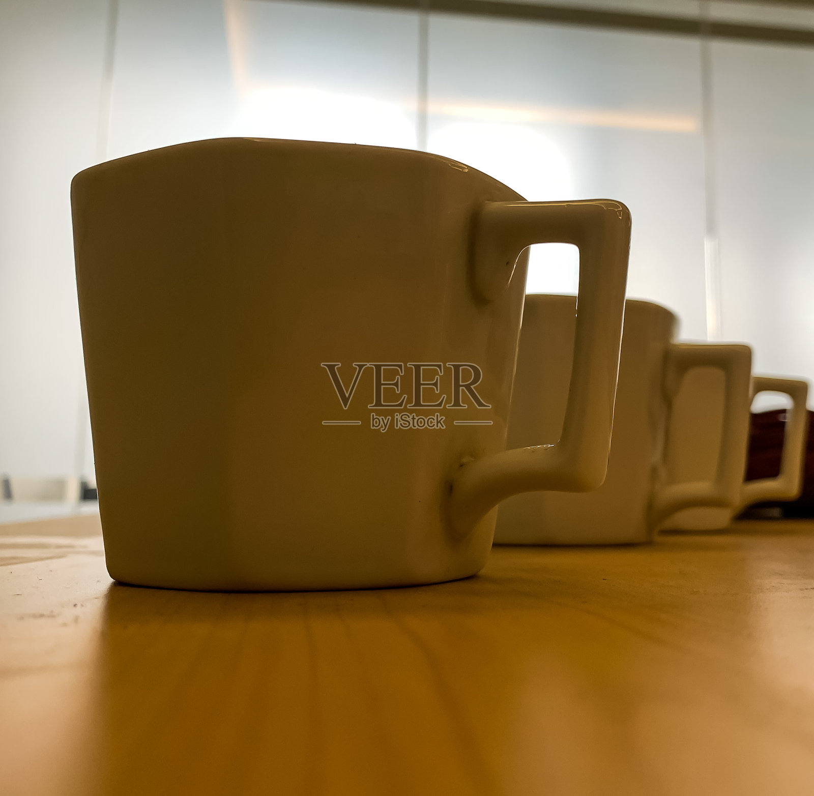 空的白色玻璃照片摄影图片