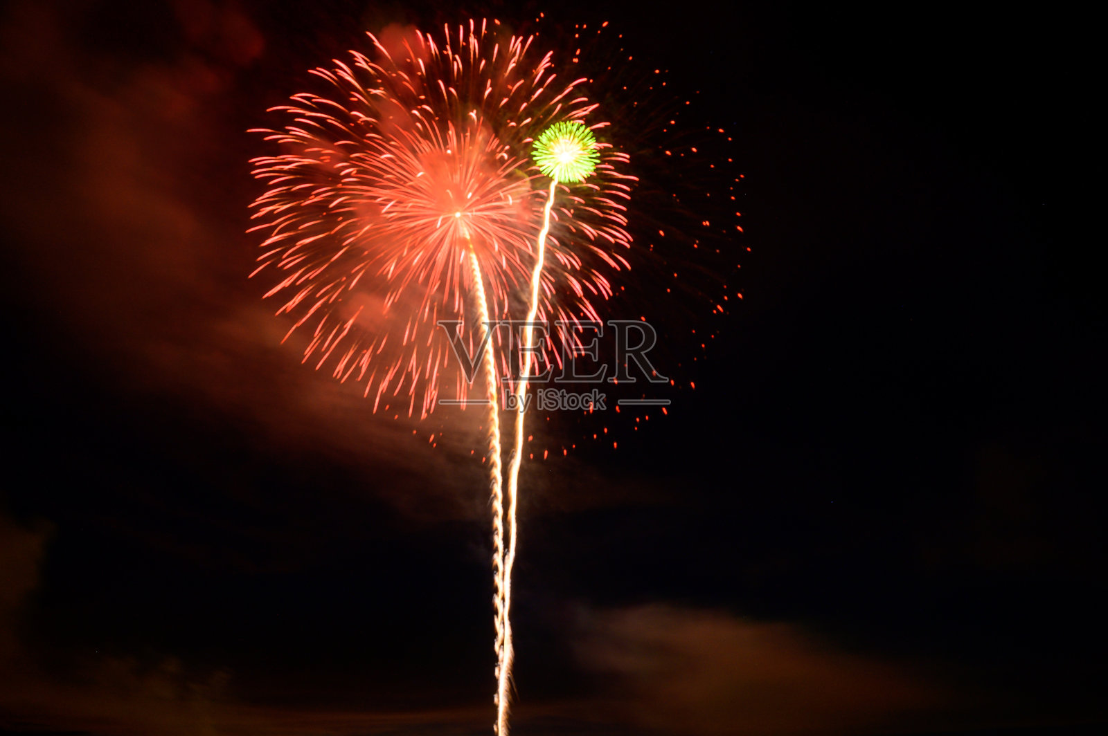 2019戡门海峡烟花节照片摄影图片