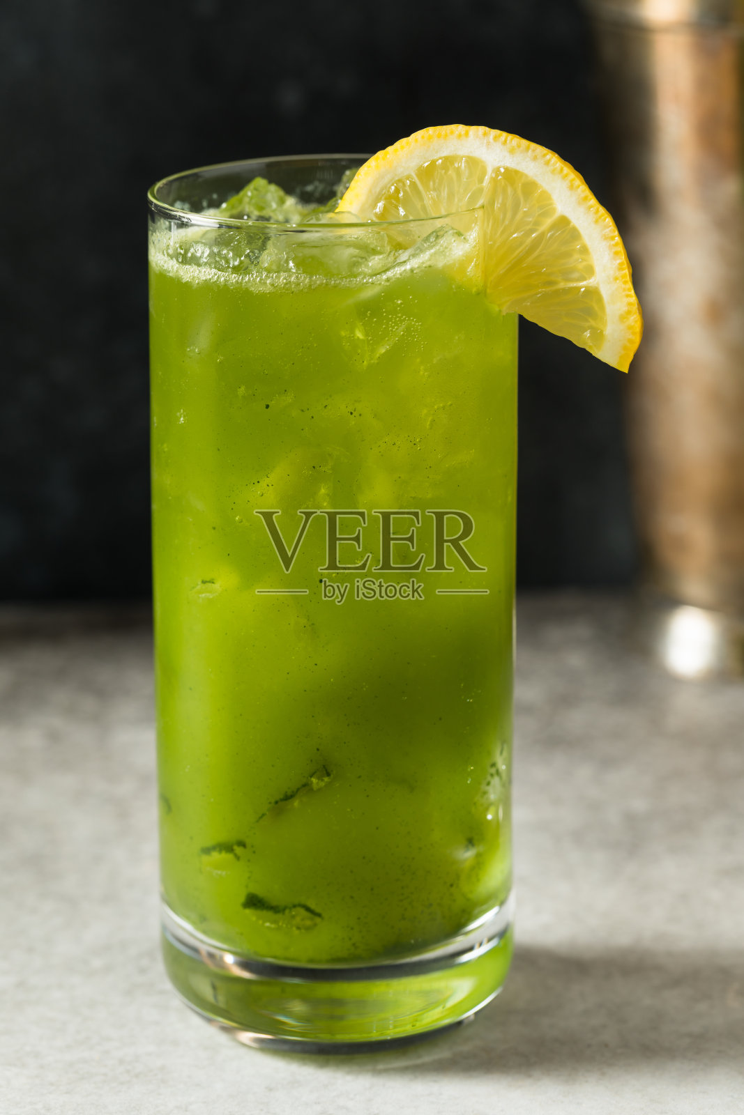 清凉抹茶威士忌高球照片摄影图片