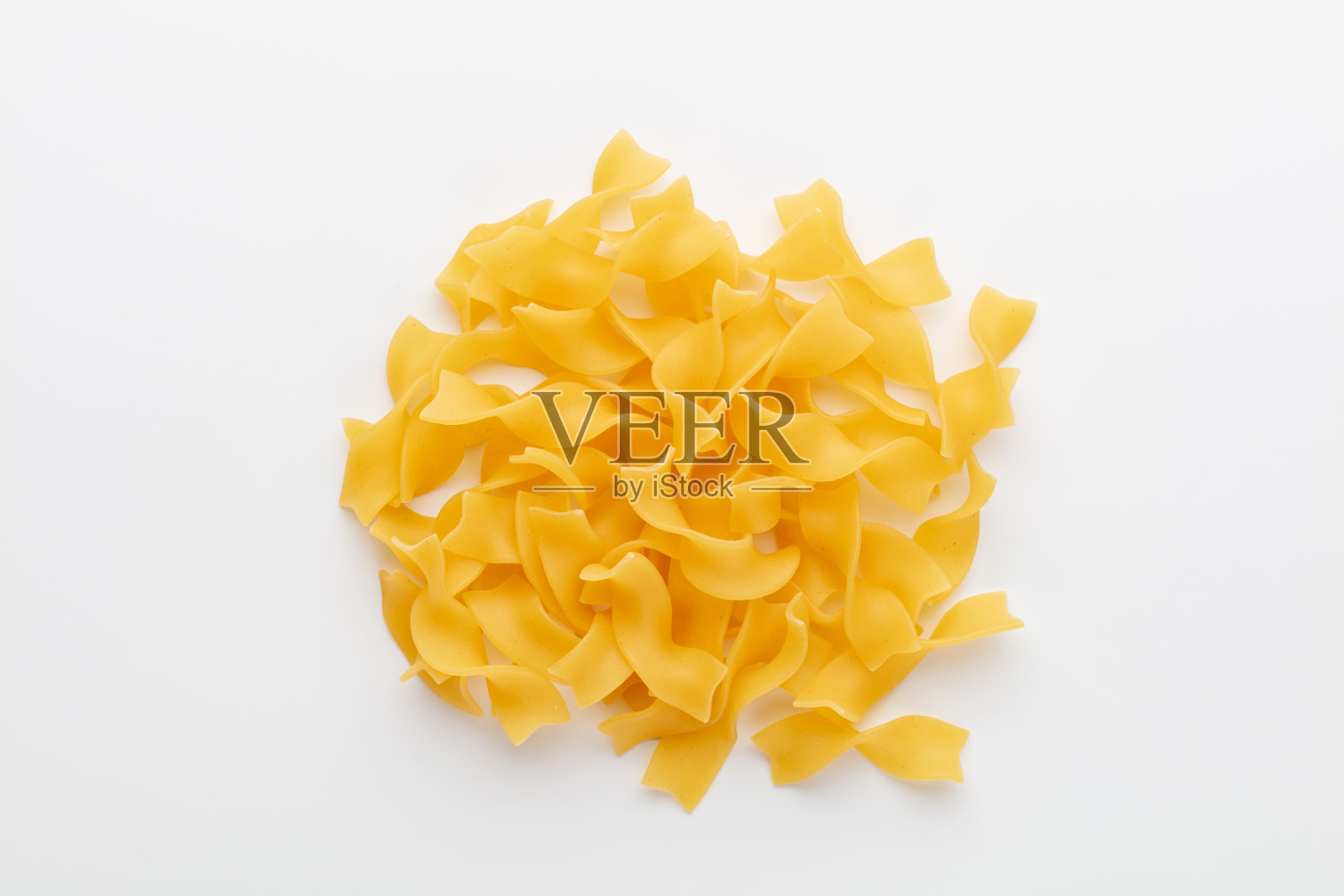 生意大利面孤立在白色背景上。照片摄影图片