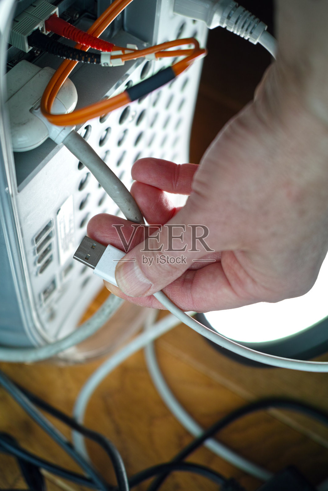 手插式usb电缆照片摄影图片