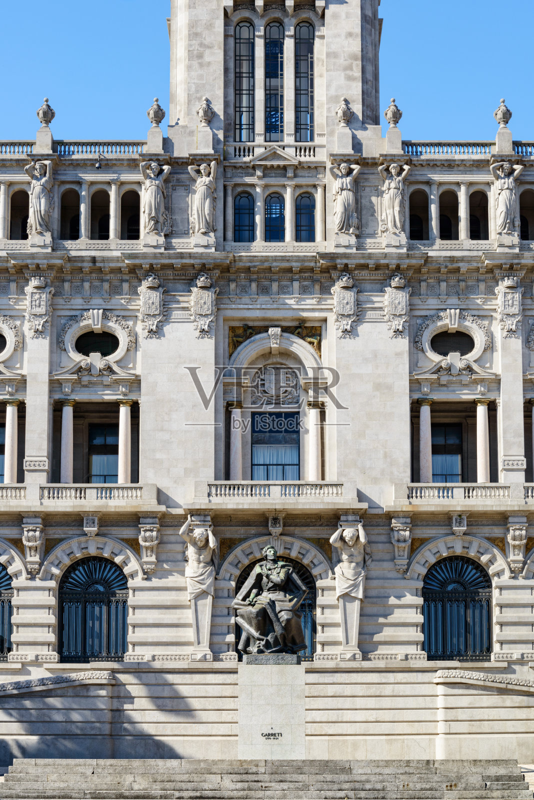 葡萄牙波尔图的市政厅。照片摄影图片