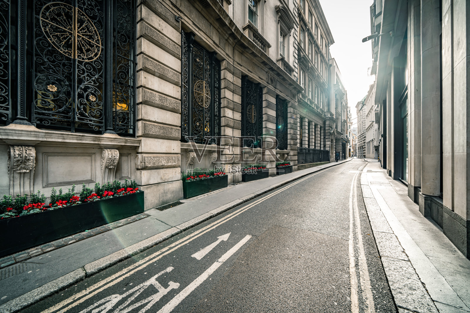 封锁期间伦敦空荡荡的街道和小巷照片摄影图片