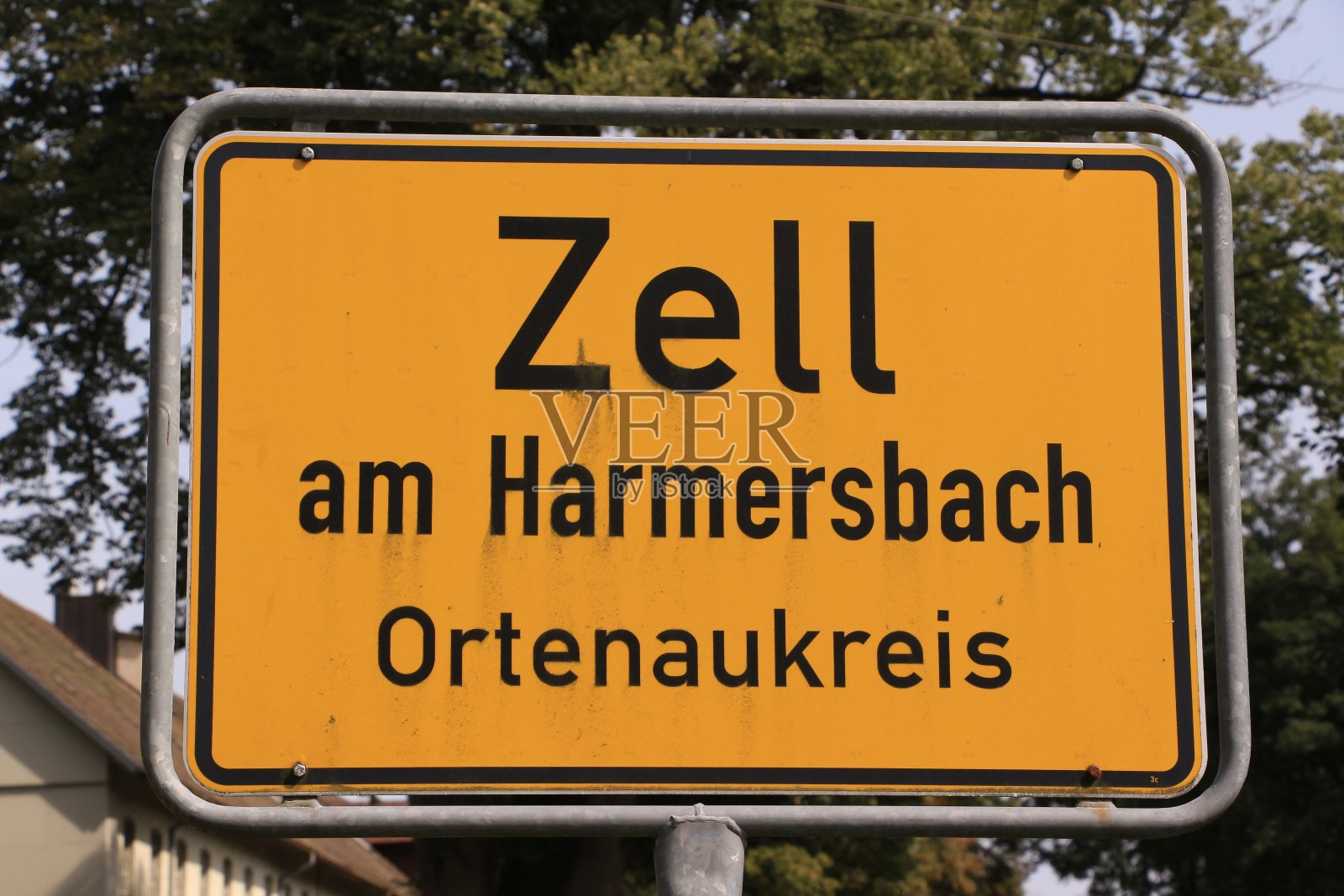 夏末在黑森林的泽尔姆哈默斯巴赫中心照片摄影图片