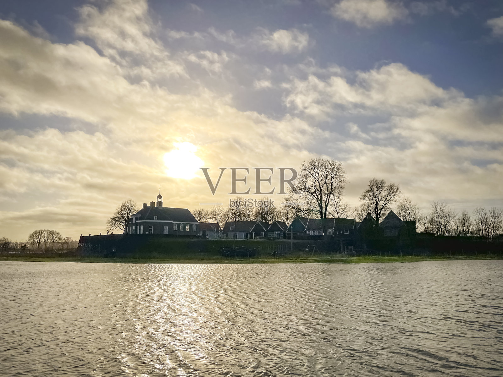 Schokland前岛在荷兰的Zuiderzee，现在再次被水包围在Noordoostpolder照片摄影图片