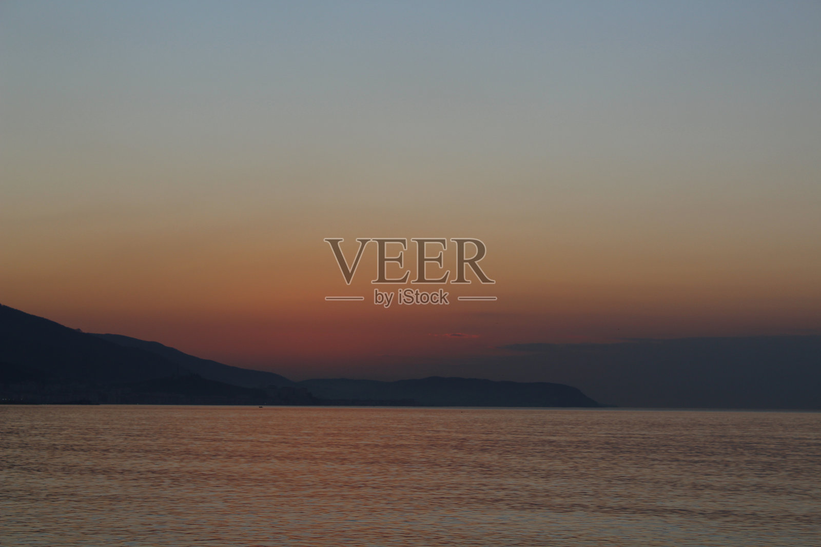 日落和海洋照片摄影图片