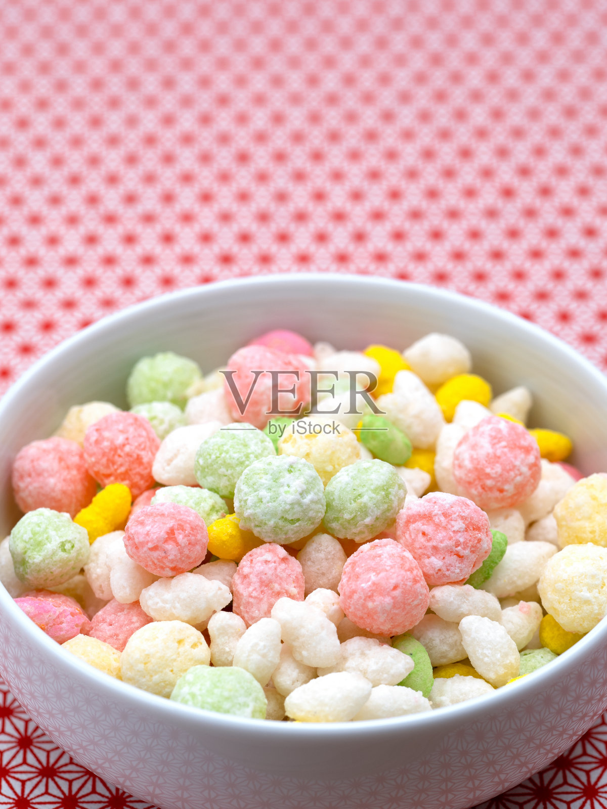 颜色鲜艳的彩色糖果照片摄影图片