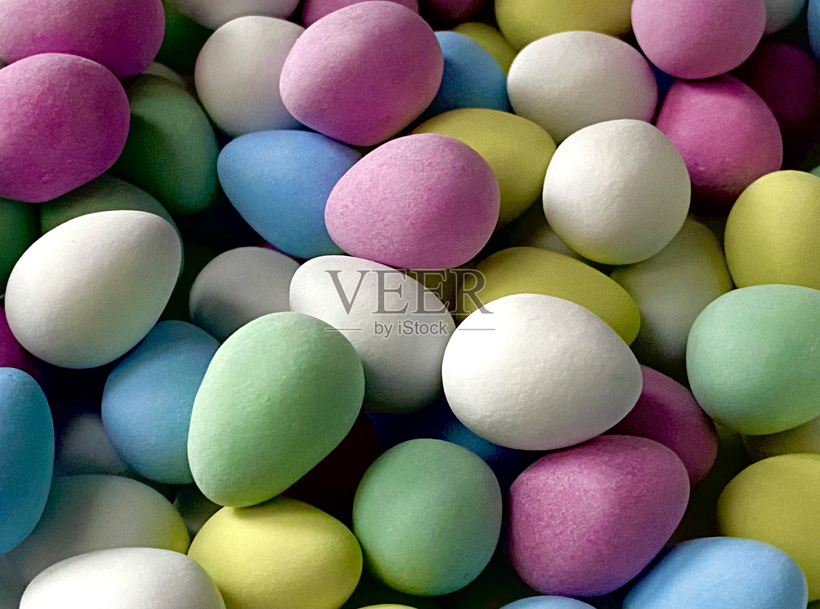 彩色迷你糖果复活节蛋照片摄影图片