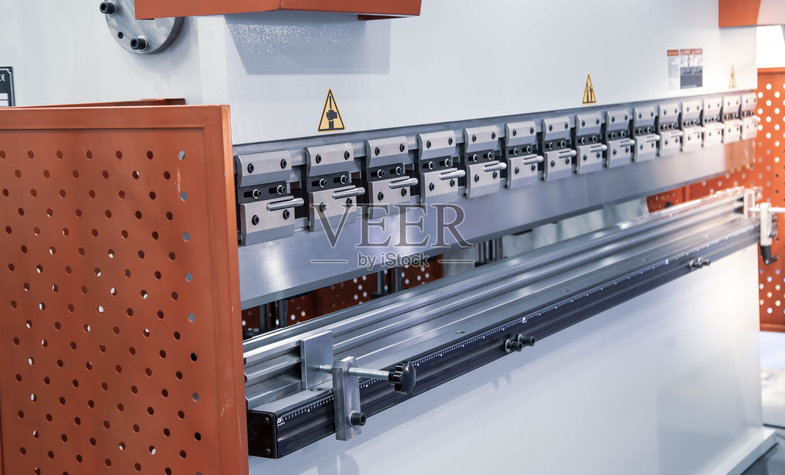 数控液压折弯机照片摄影图片