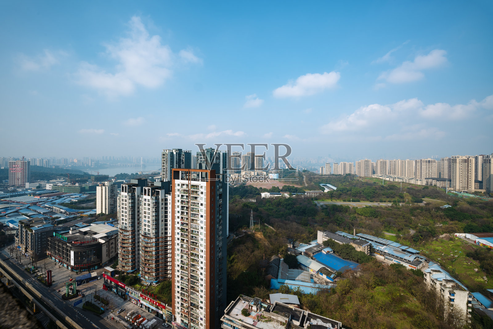 清晨重庆城市的天际线照片摄影图片