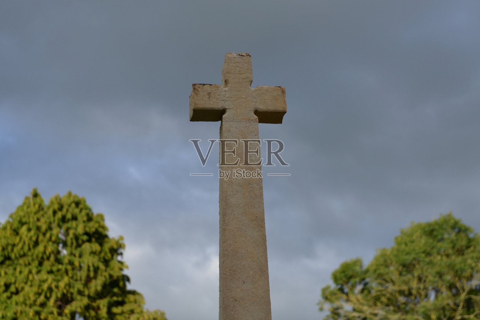 石头基督教十字架照片摄影图片