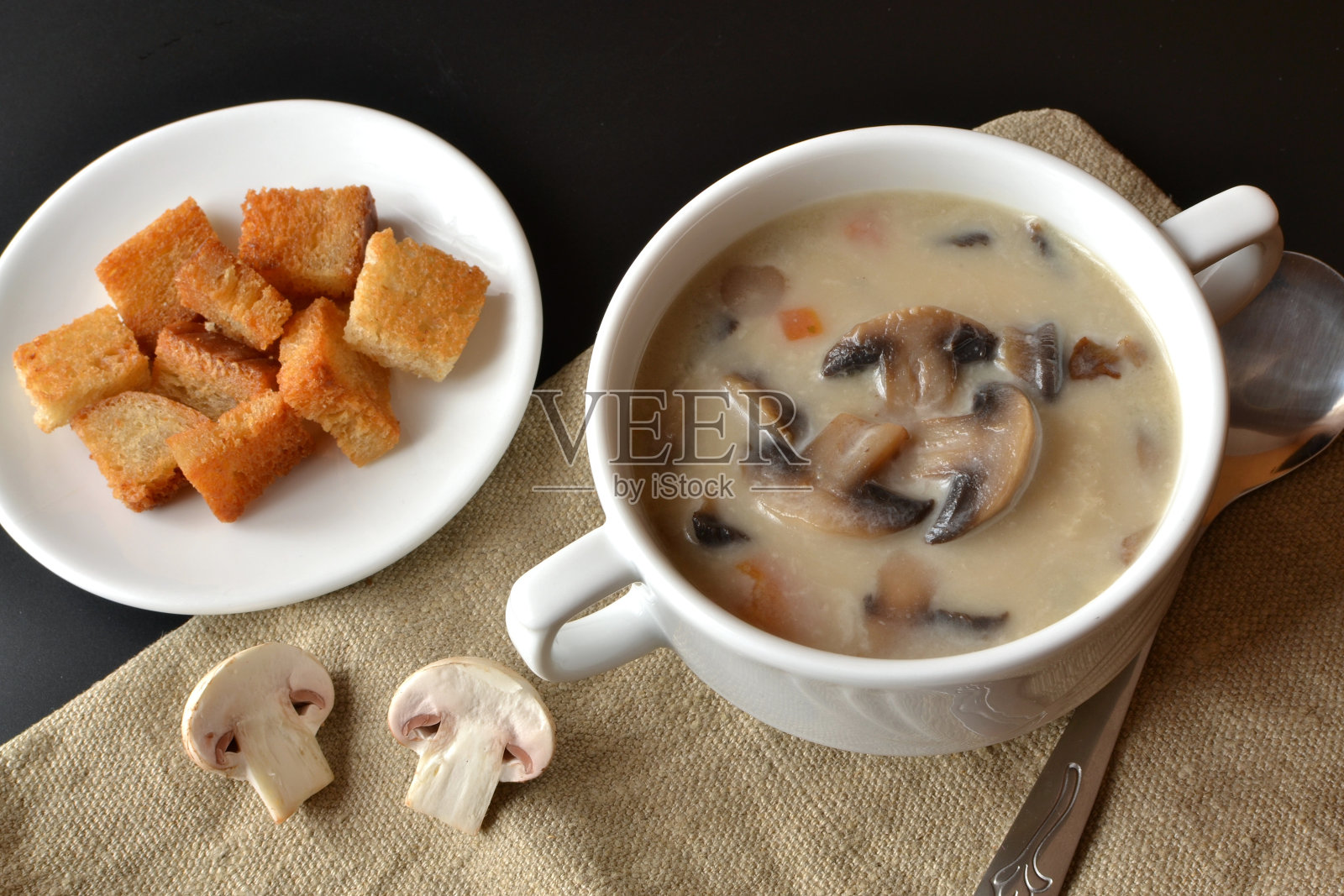 蘑菇汤照片摄影图片