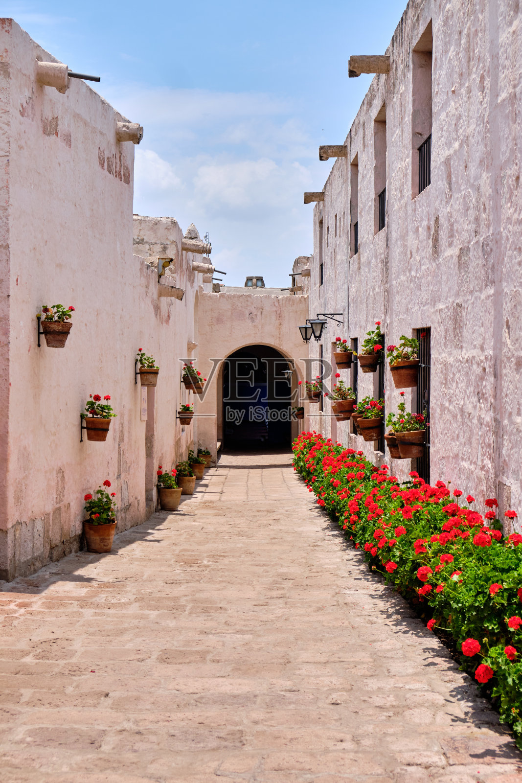 秘鲁阿雷基普的圣卡塔琳娜锡耶纳修道院。照片摄影图片