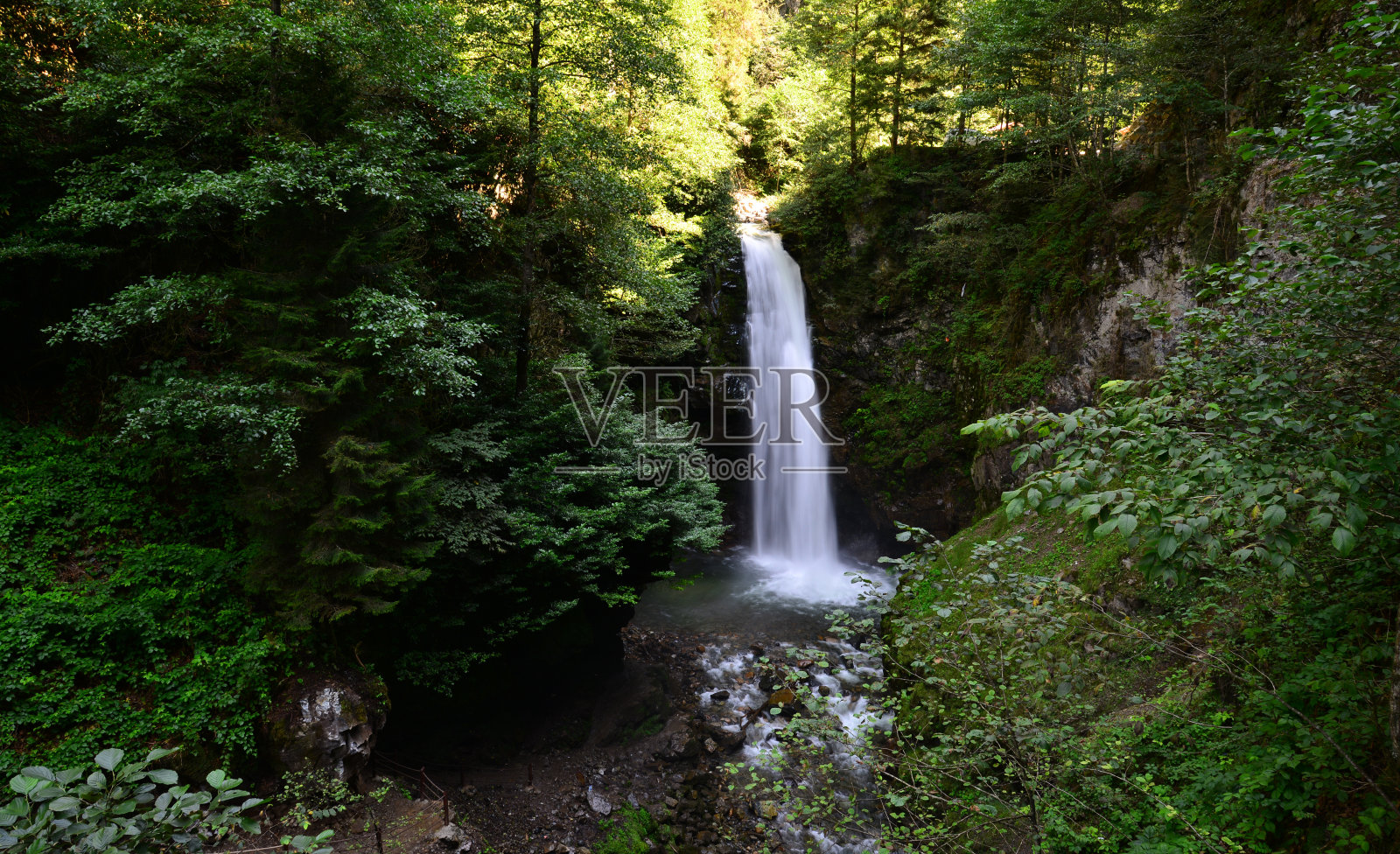 街头舞魂Palovit瀑布照片摄影图片