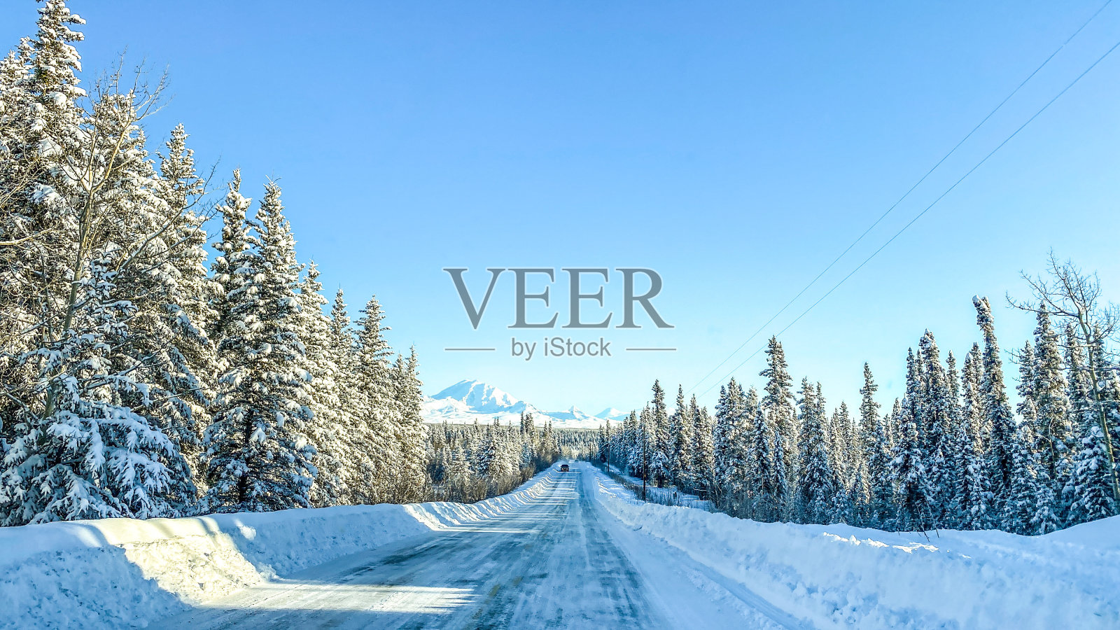 冬季开车照片摄影图片