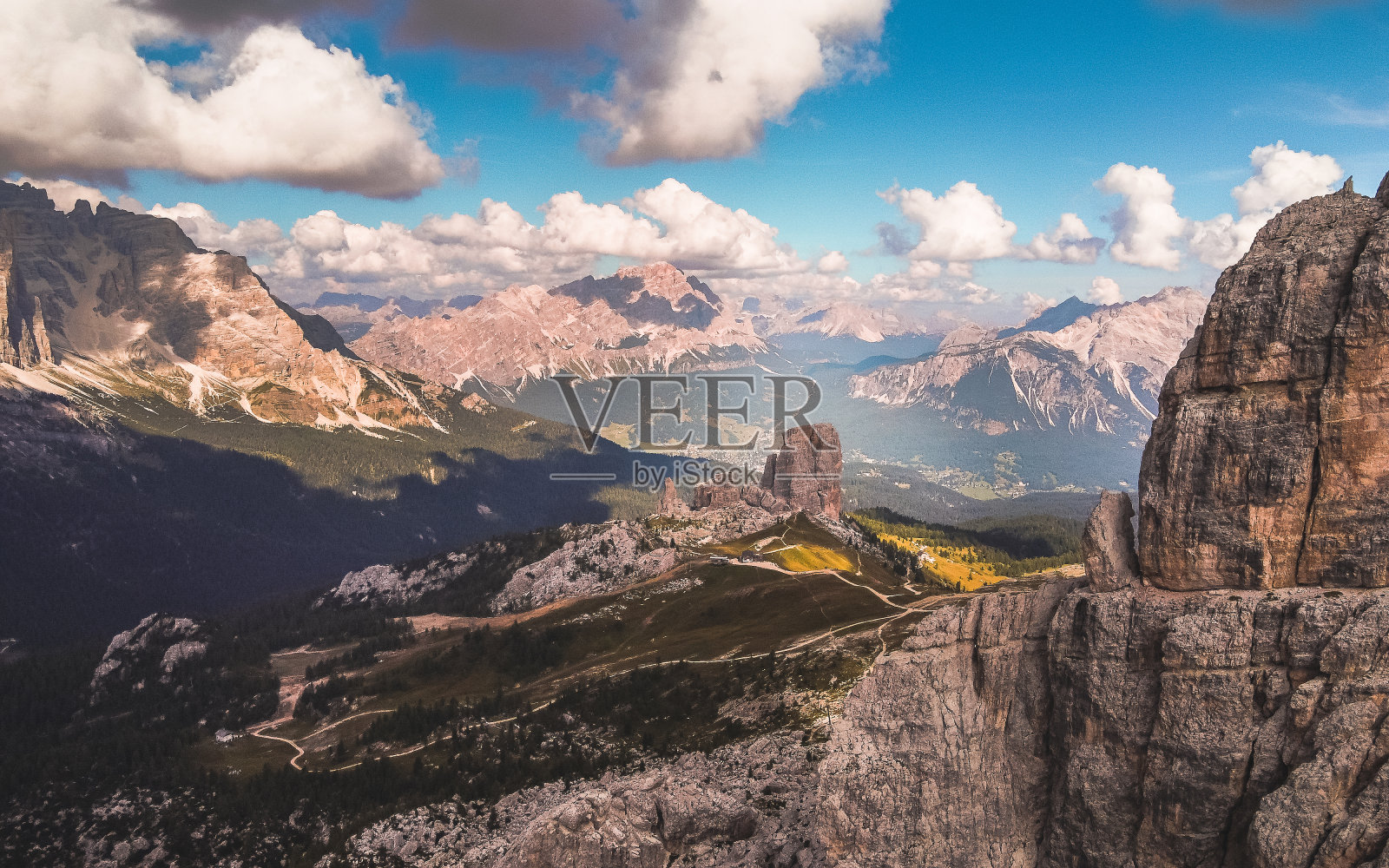 五托里，白云石照片摄影图片