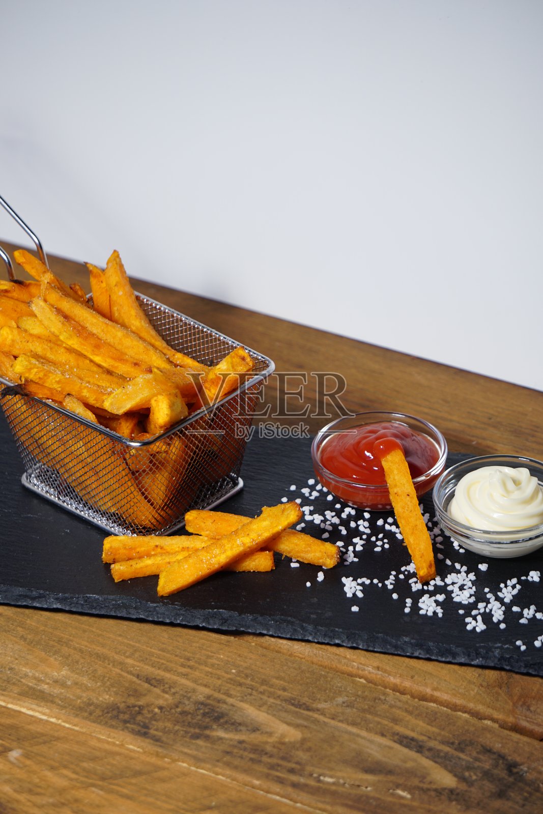 Süßkartoffelpommes照片摄影图片