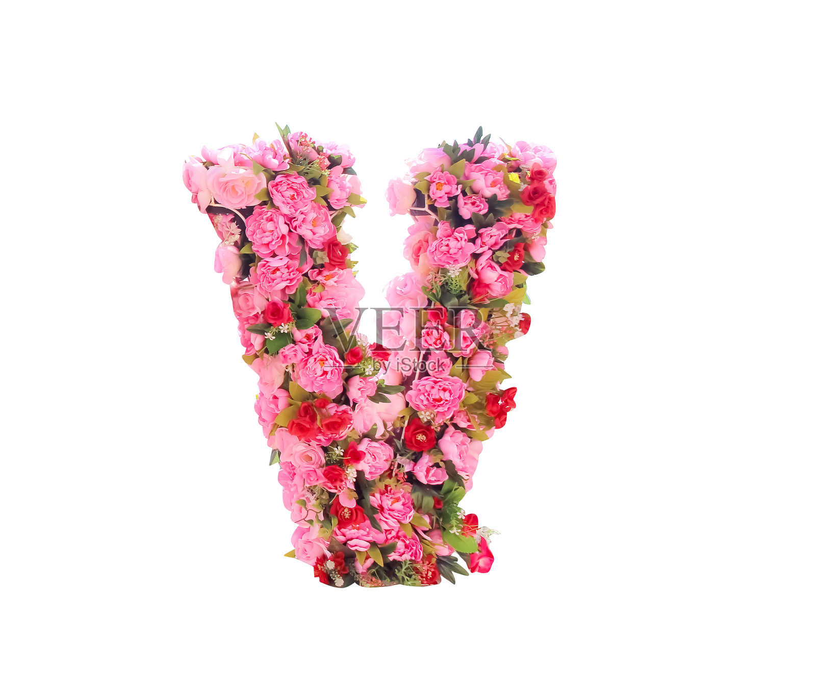 V花字体字母装饰与彩色红玫瑰白百合孤立在白色背景，剪辑路径为婚礼，母亲节或情人节快乐照片摄影图片