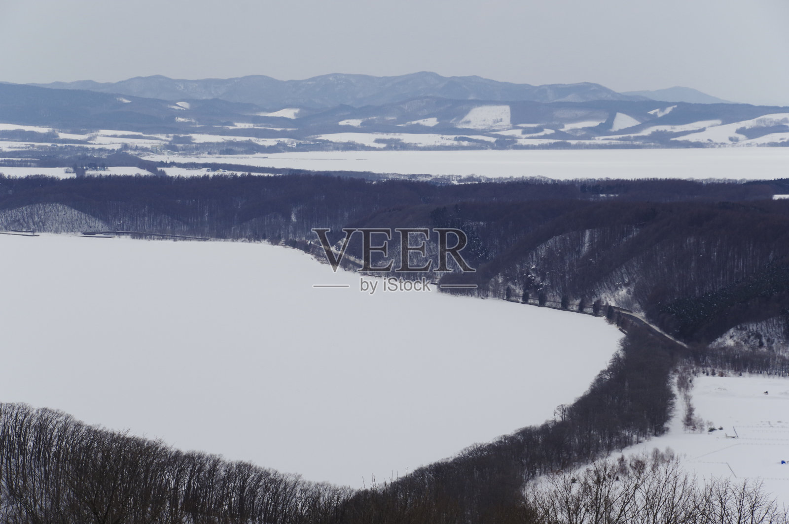 冻湖照片摄影图片