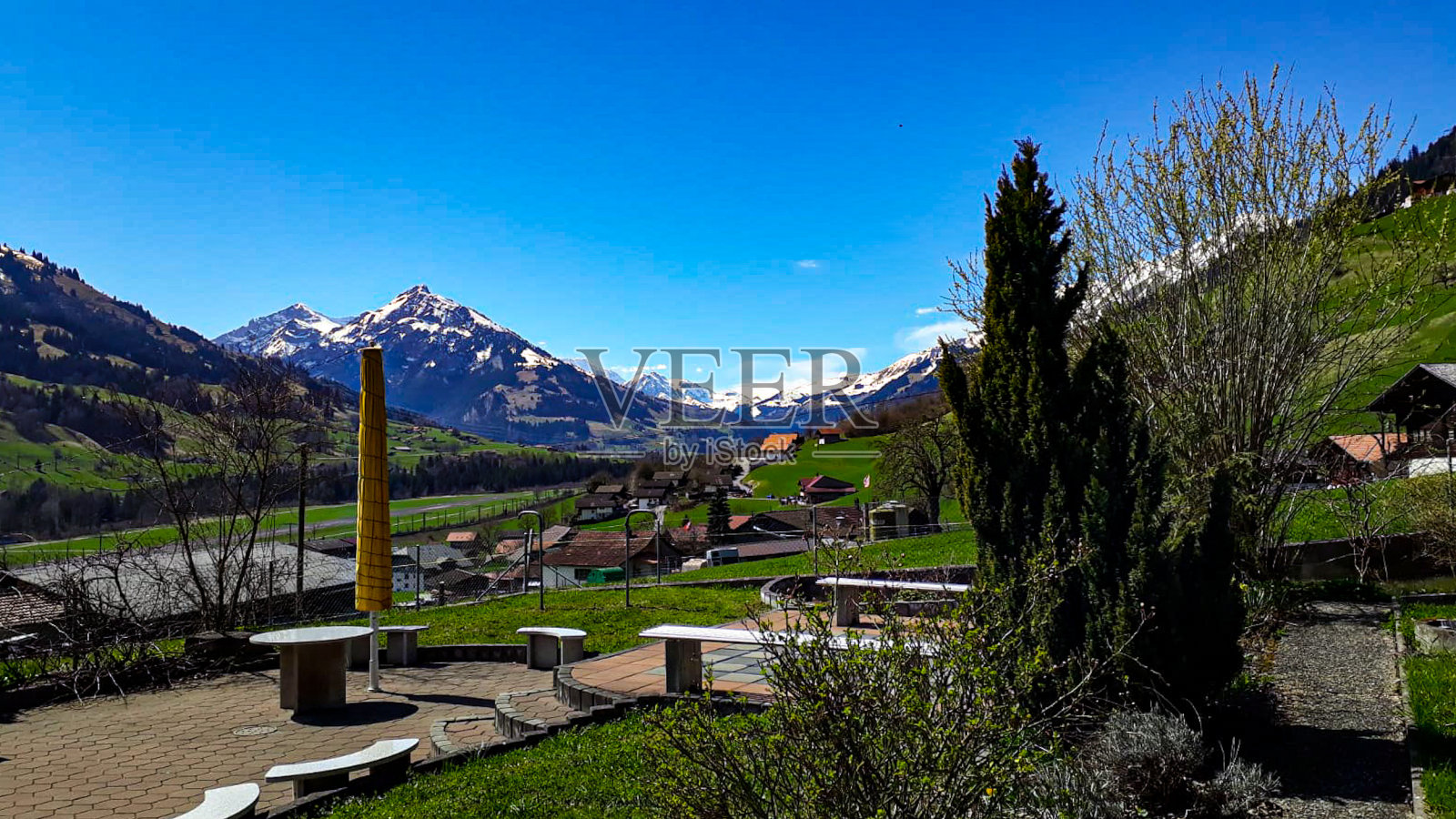 山脉，瑞士阿尔卑斯山照片摄影图片