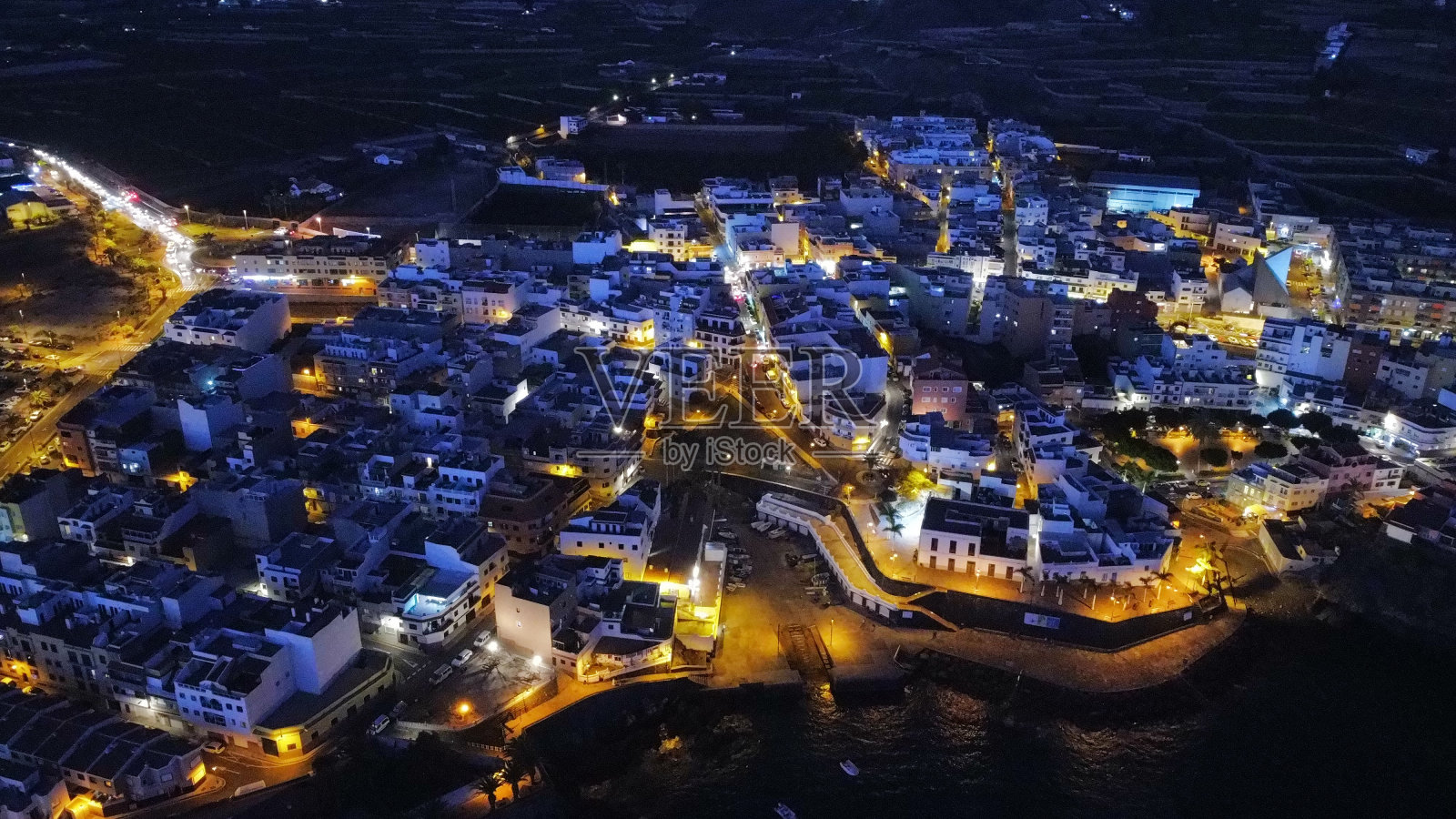 Alcalá海湾镇，圭亚德伊索拉照片摄影图片