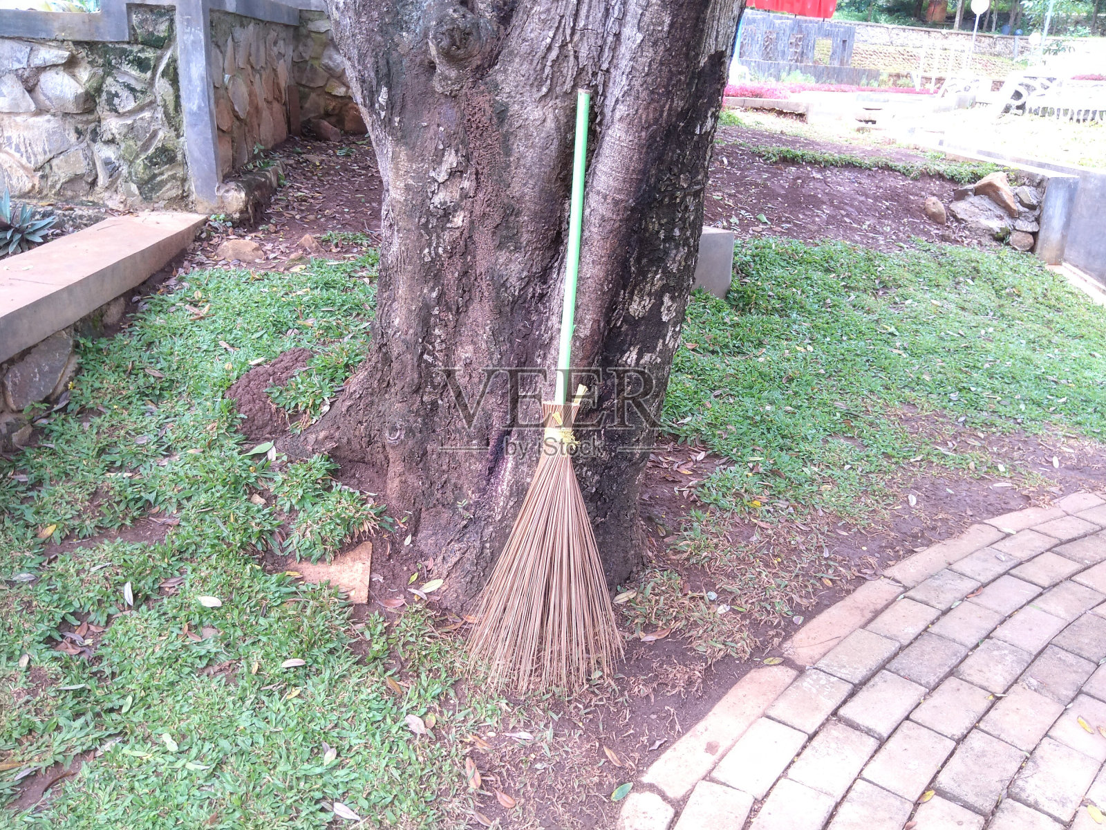 扫把棍照片摄影图片