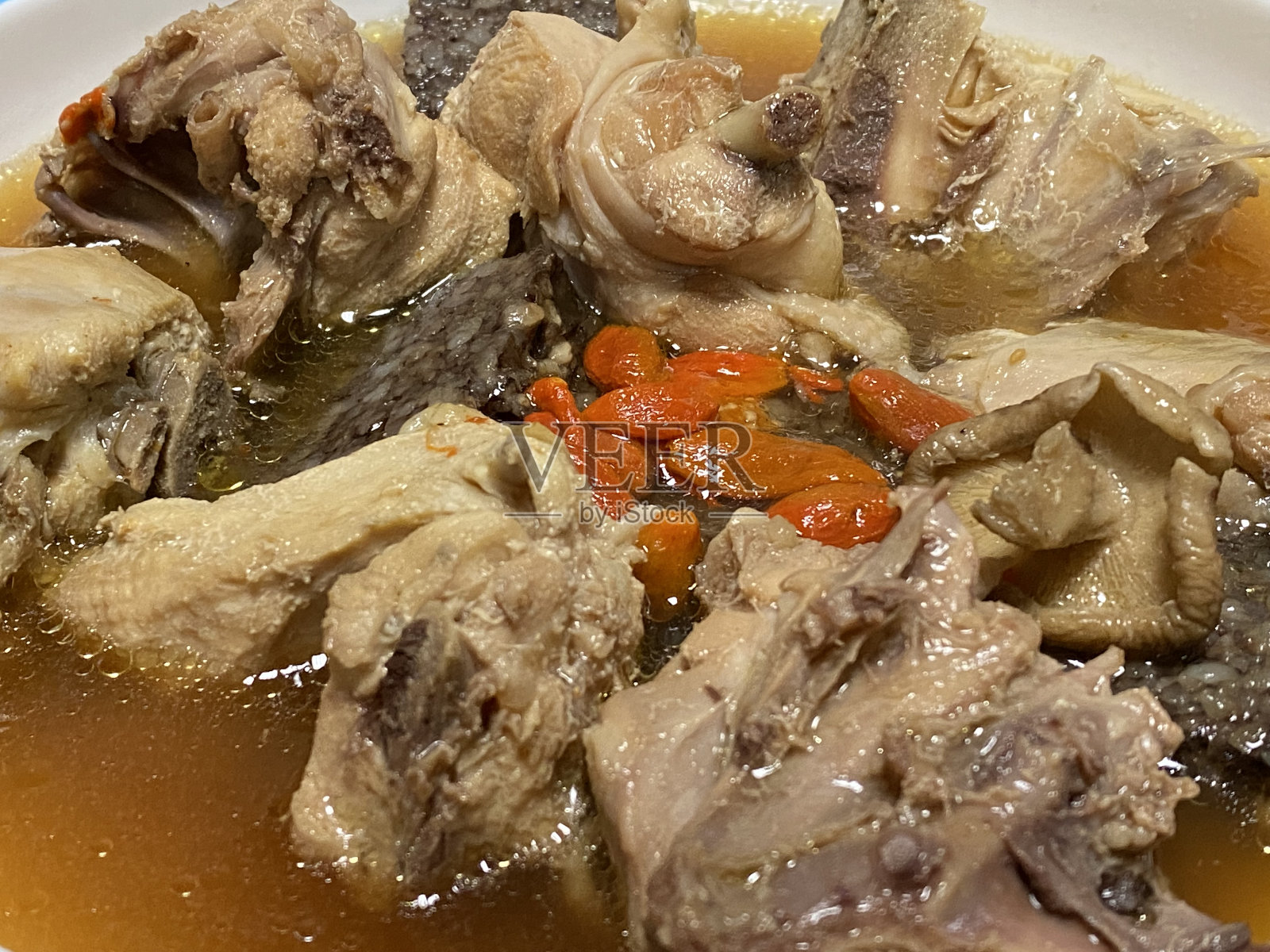 台湾传统草药鸡汤照片摄影图片