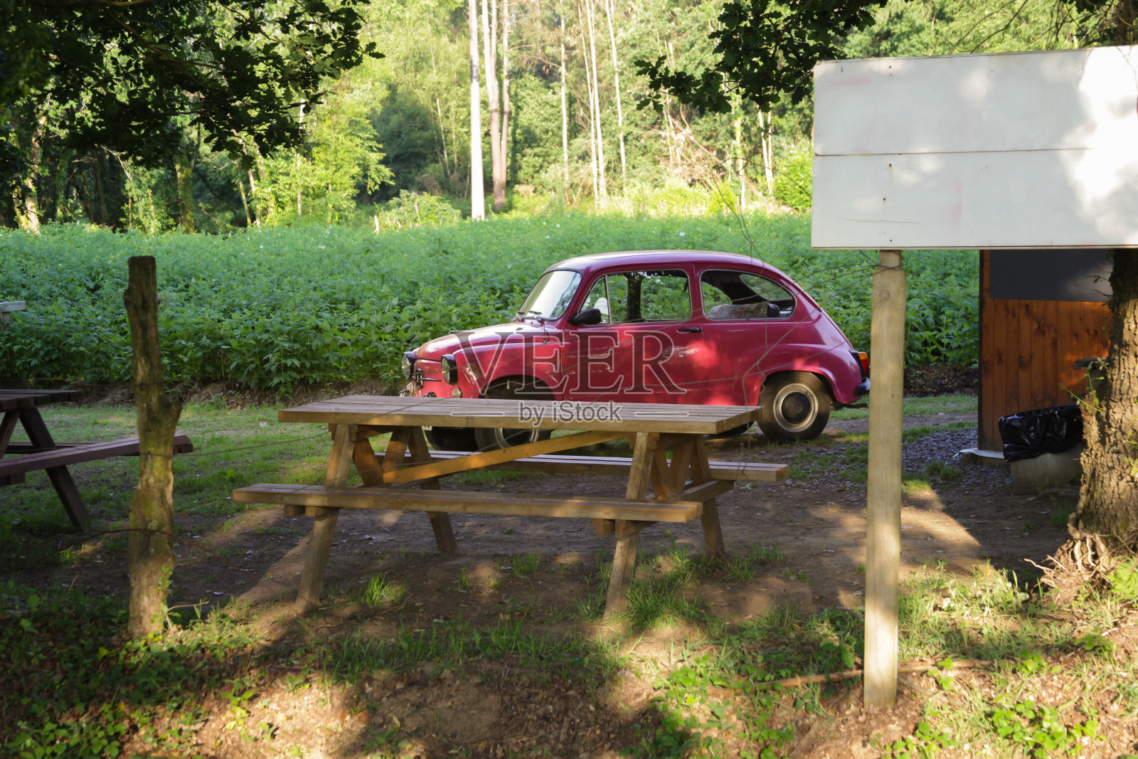 粉色的车照片摄影图片