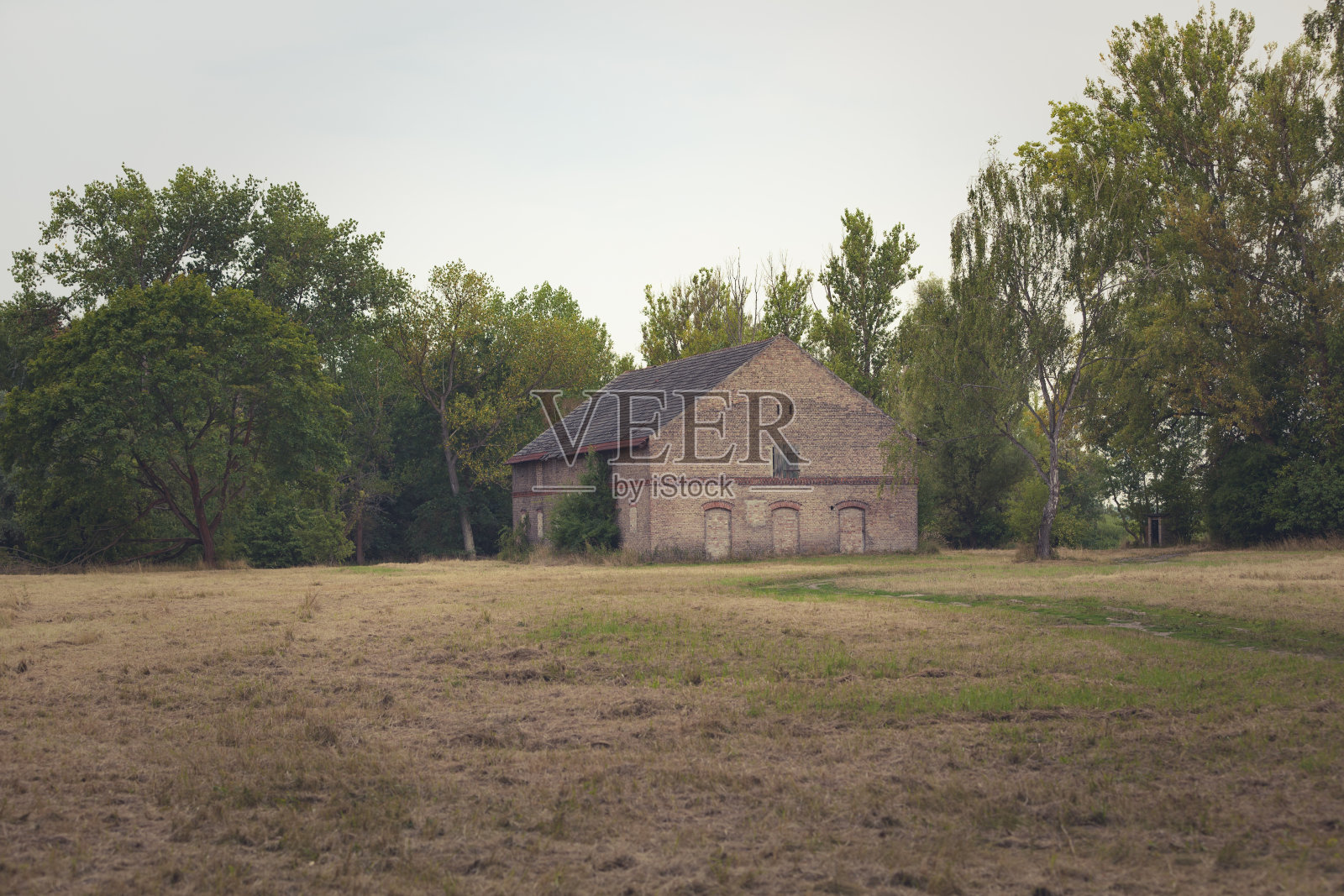 旧砖谷仓照片摄影图片