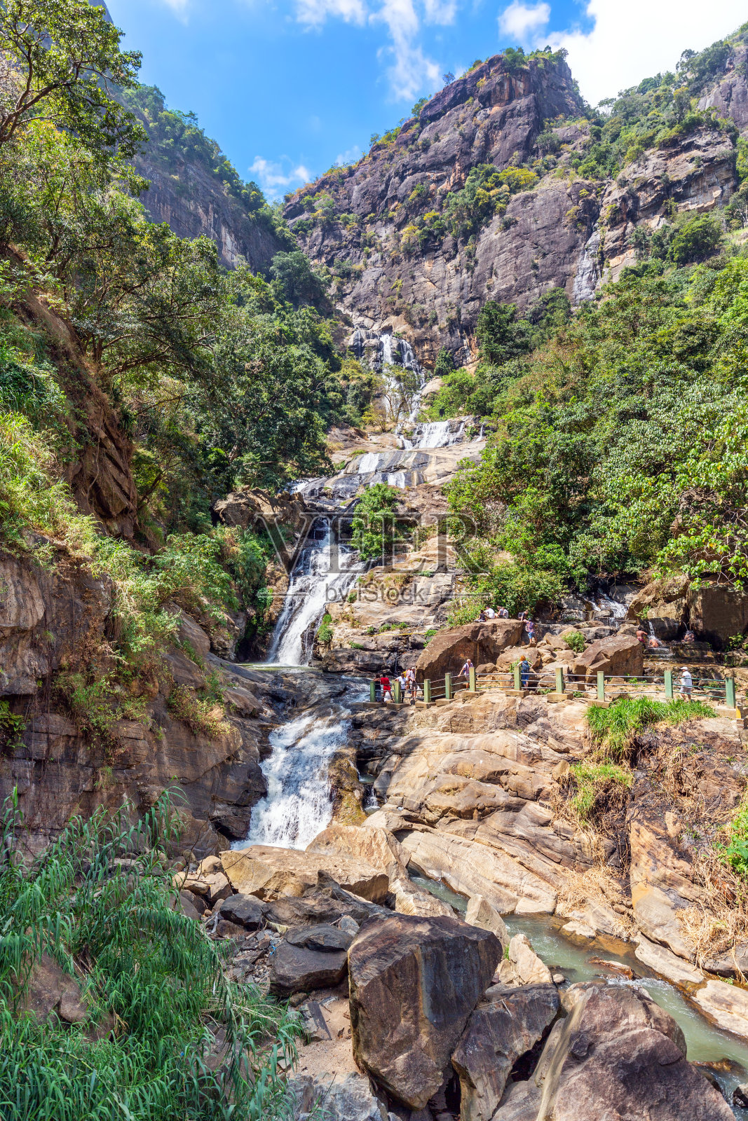 拉瓦纳瀑布照片摄影图片