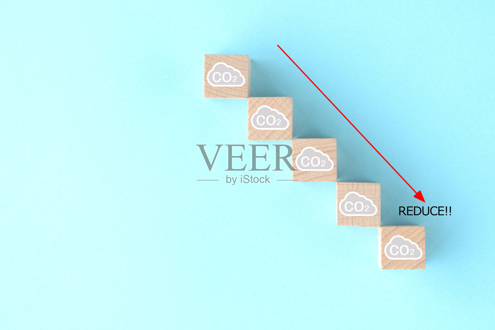 CO2排放量下降趋势图照片摄影图片