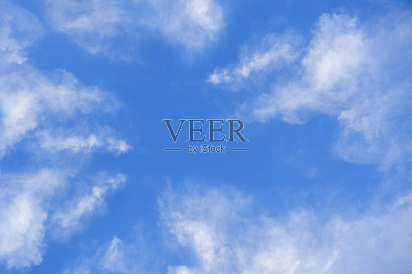 蓝天衬着白云照片摄影图片