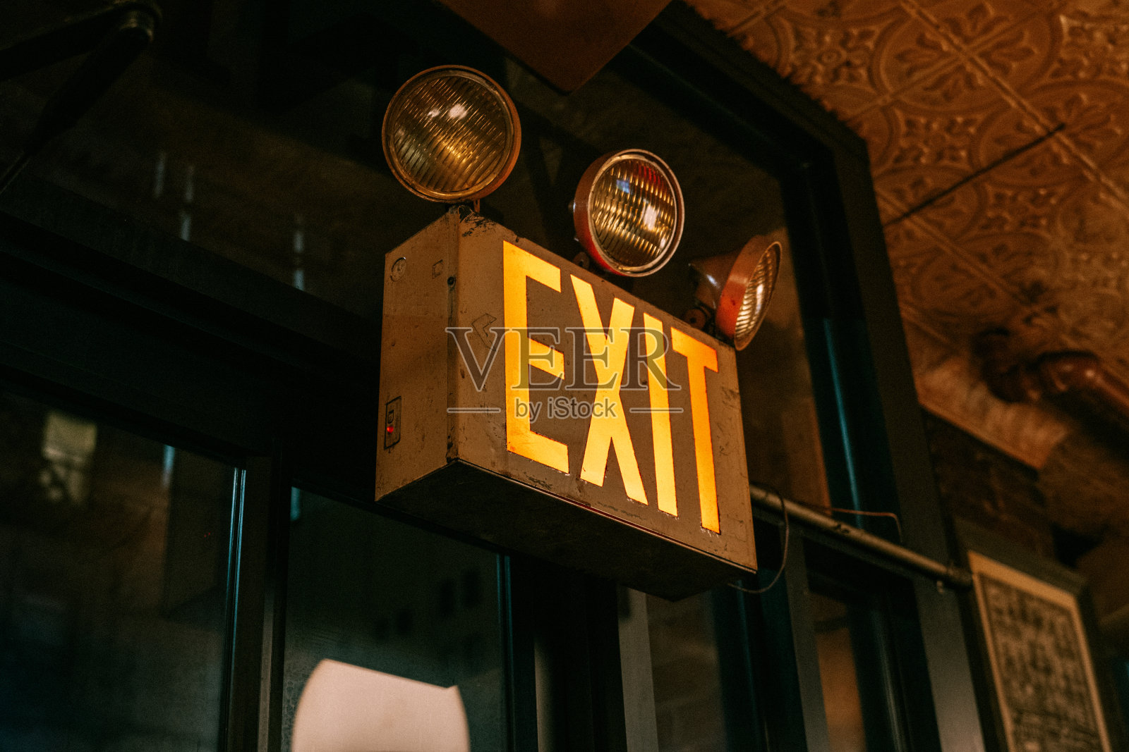 餐厅的出口标志照片摄影图片