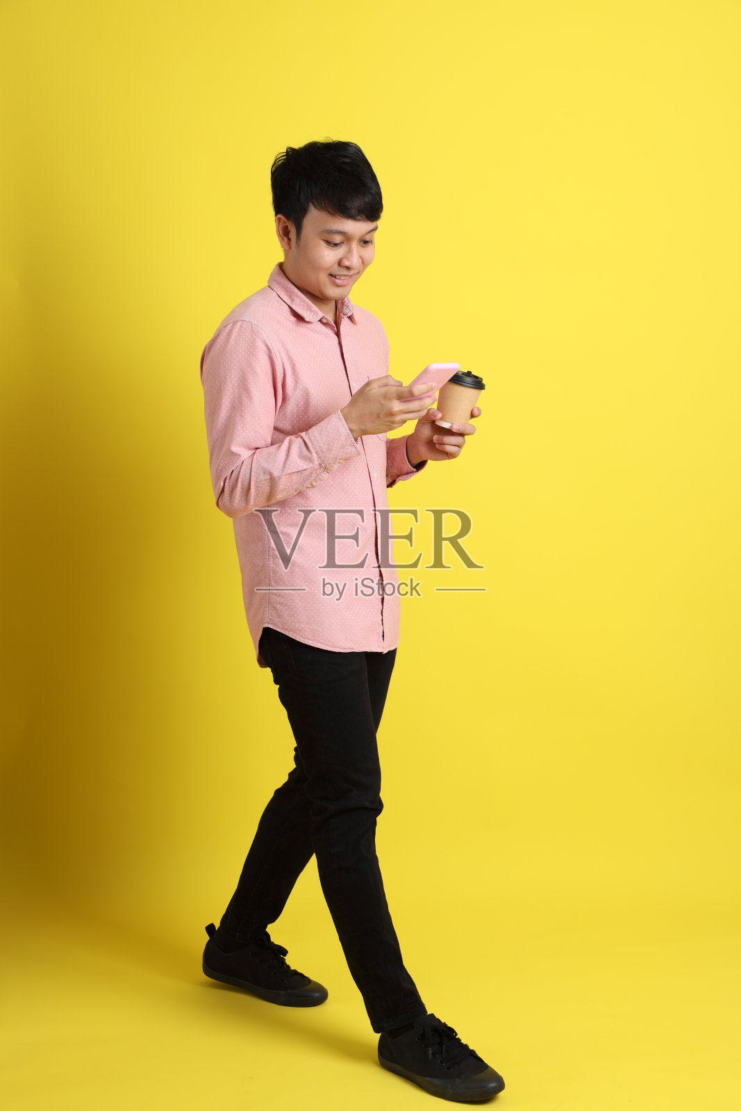 年轻的亚洲人照片摄影图片